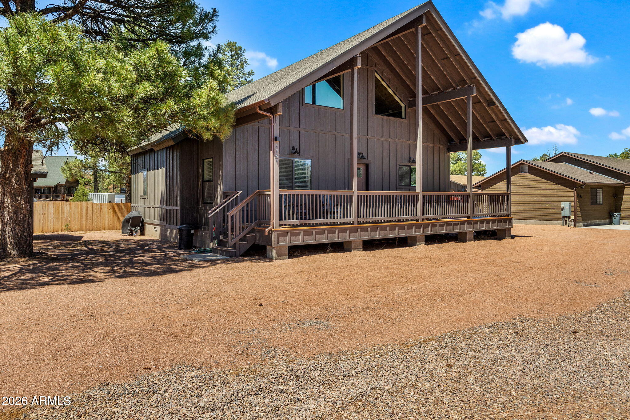 2747 SENIOR CENTER Street, Overgaard, AZ 85933