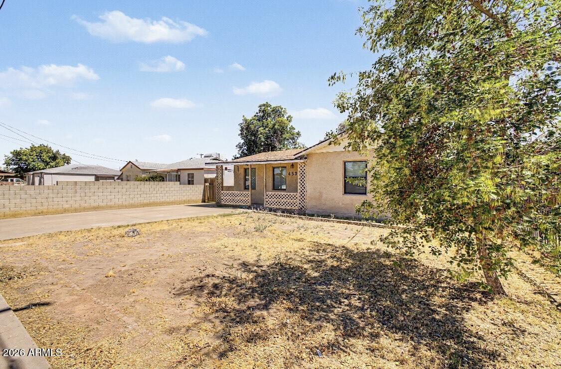453 E CRESCENT Avenue, Mesa, AZ 85204