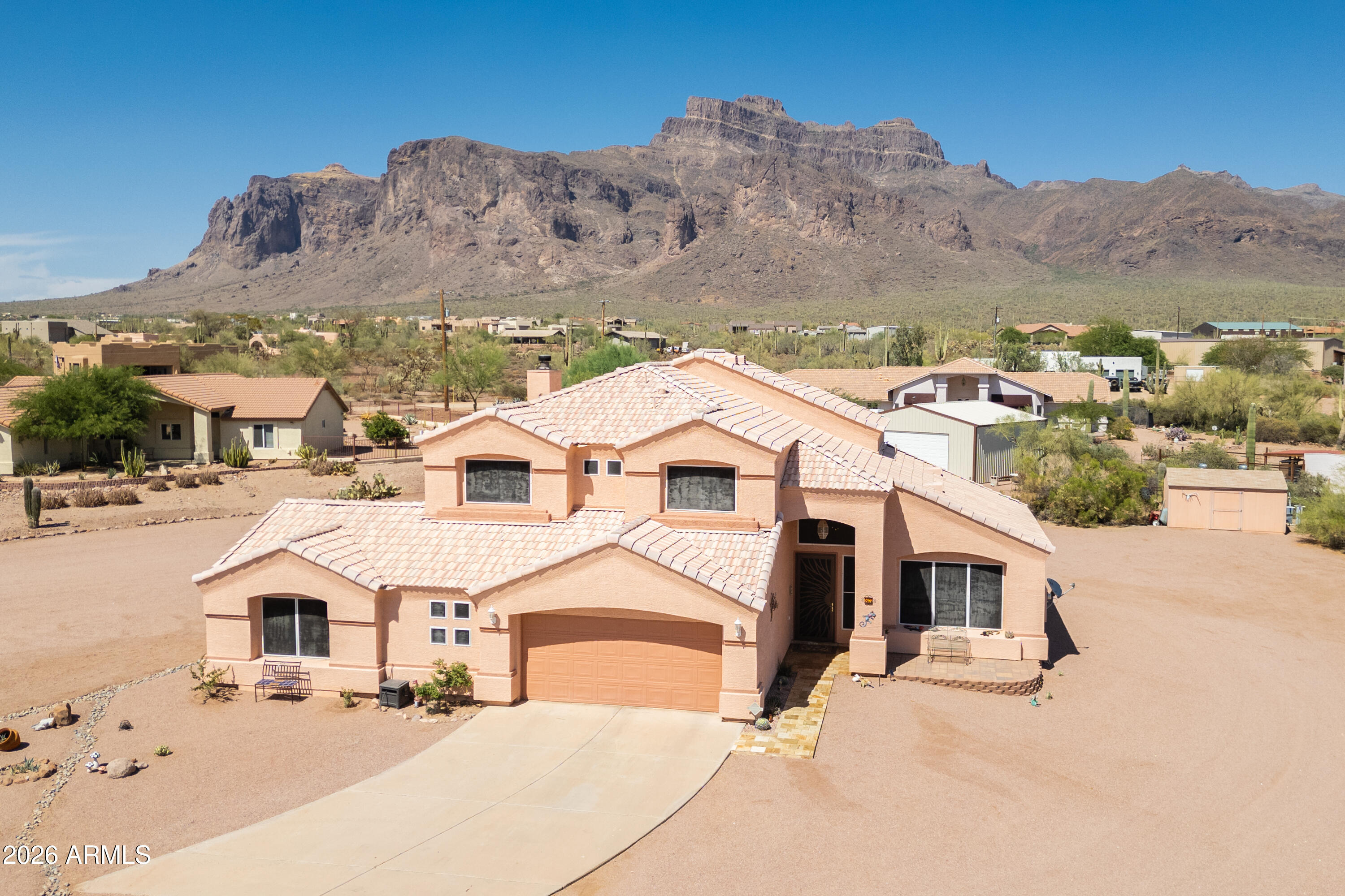 83 S GERONIMO Road, Apache Junction, AZ 85119