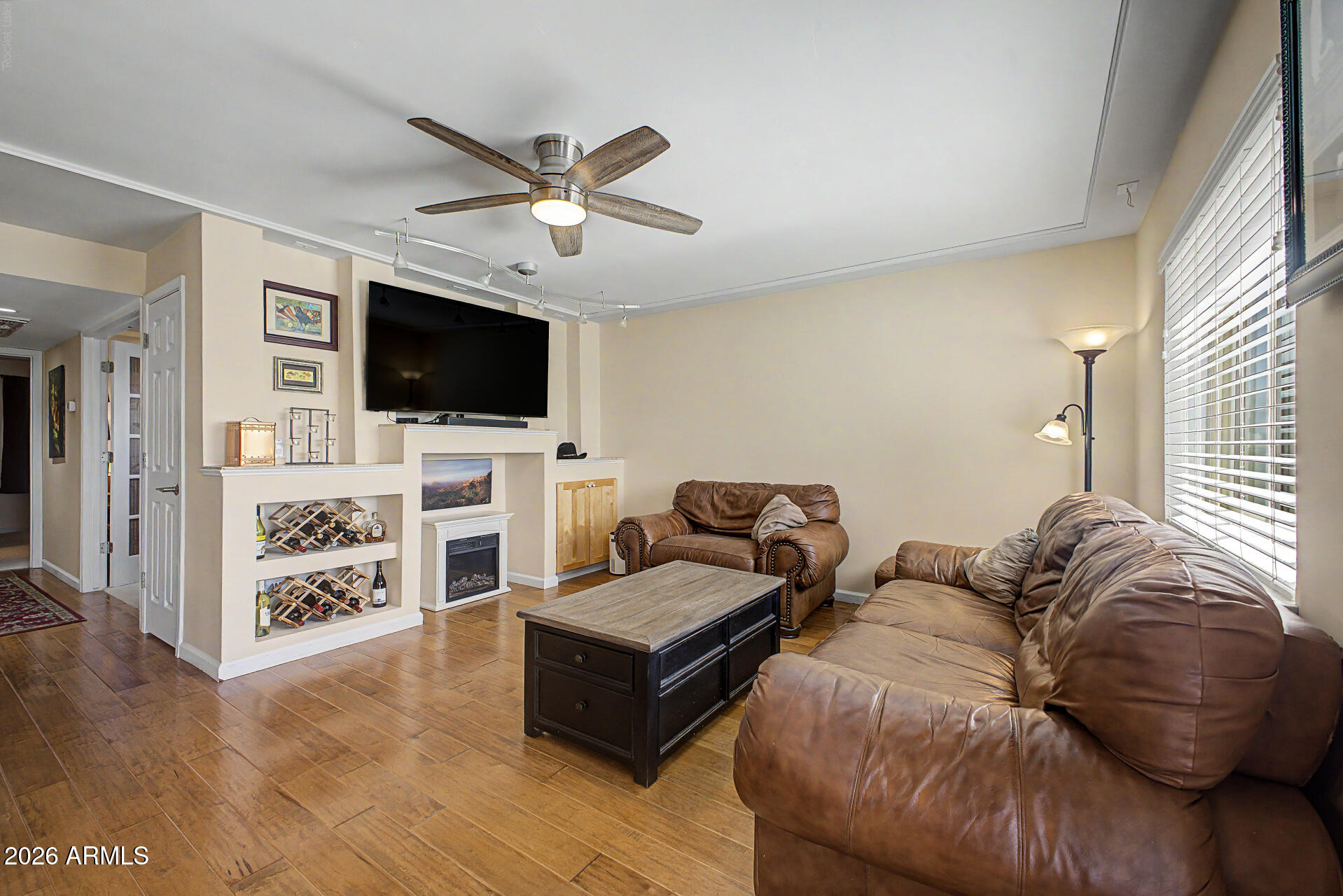 7502 E CAREFREE Drive 201, Carefree, AZ 85377
