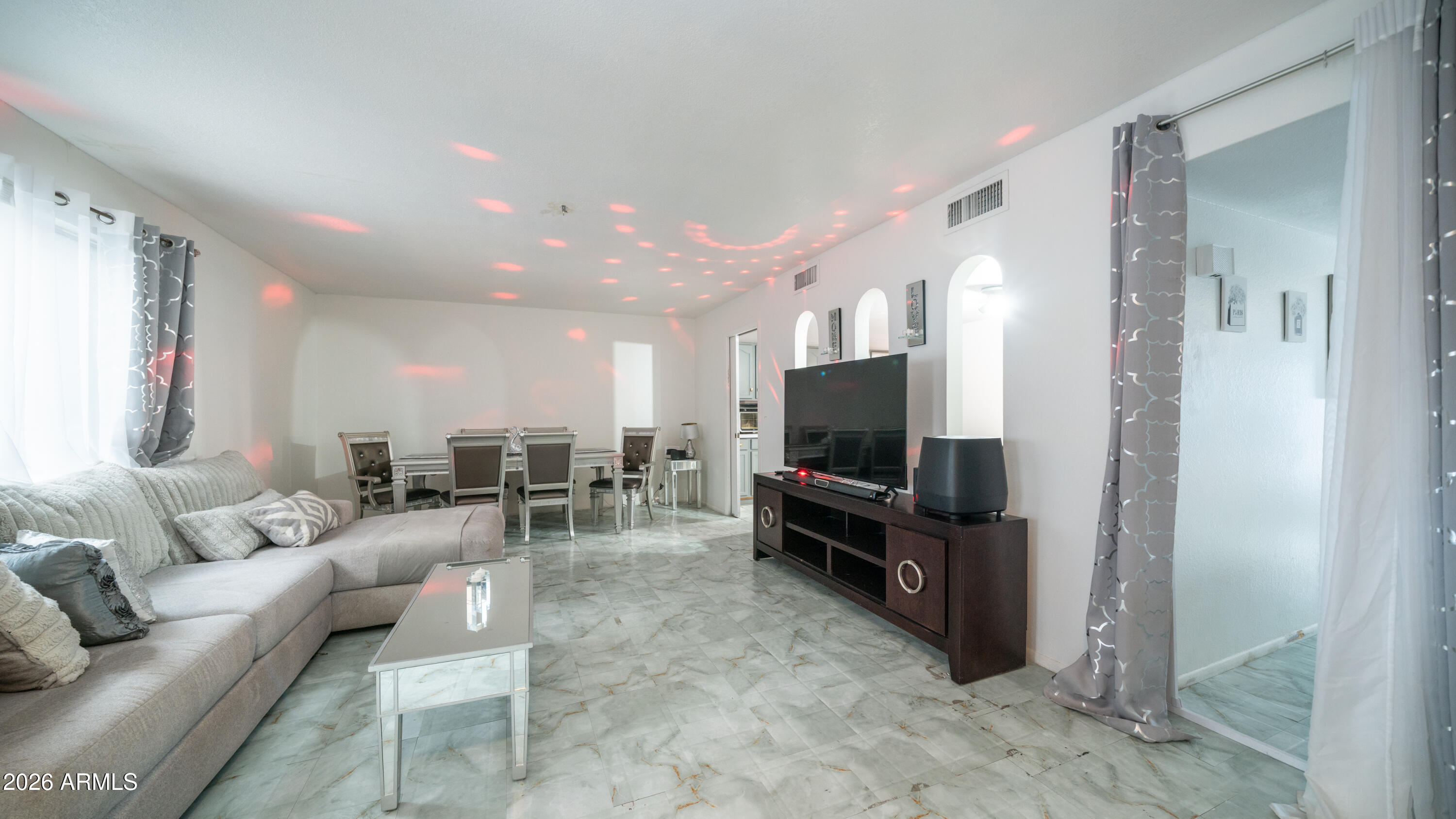 1910 W BELMONT Avenue, Phoenix, AZ 85021