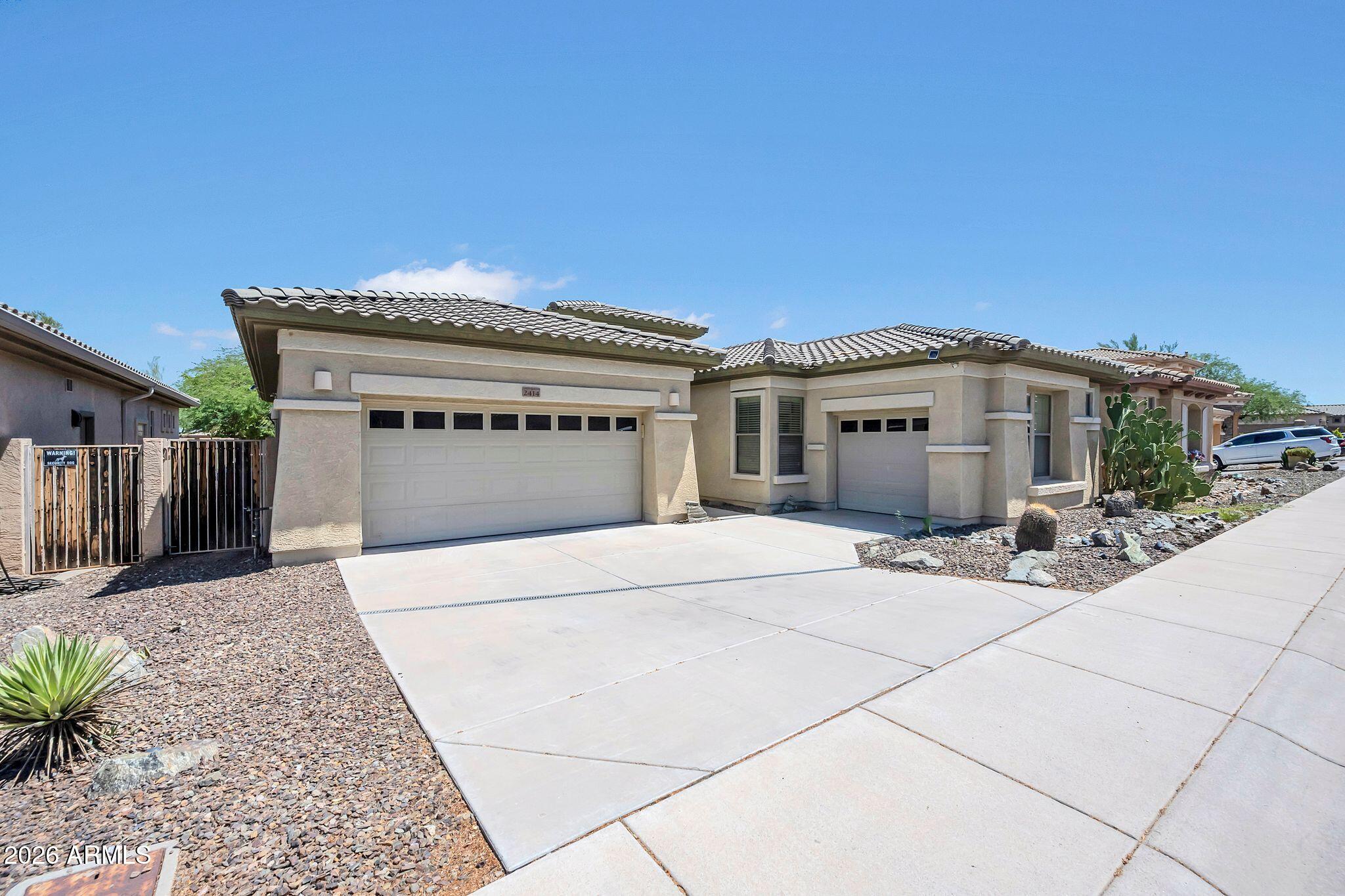 2414 W Mineral Road, Phoenix, AZ 85041