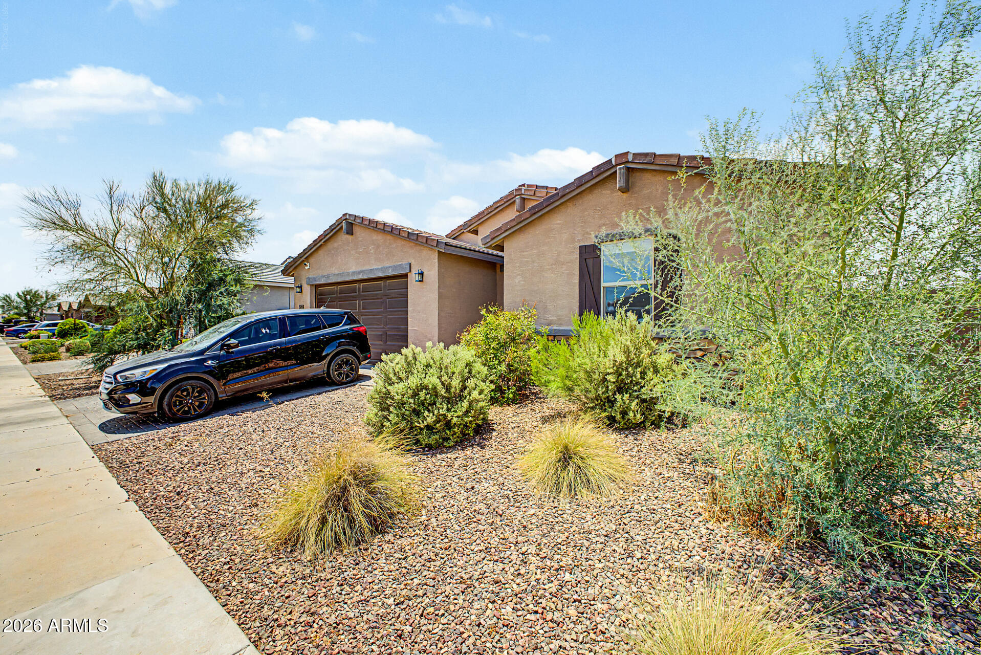 36990 N CAMARILLO Drive, San Tan Valley, AZ 85140
