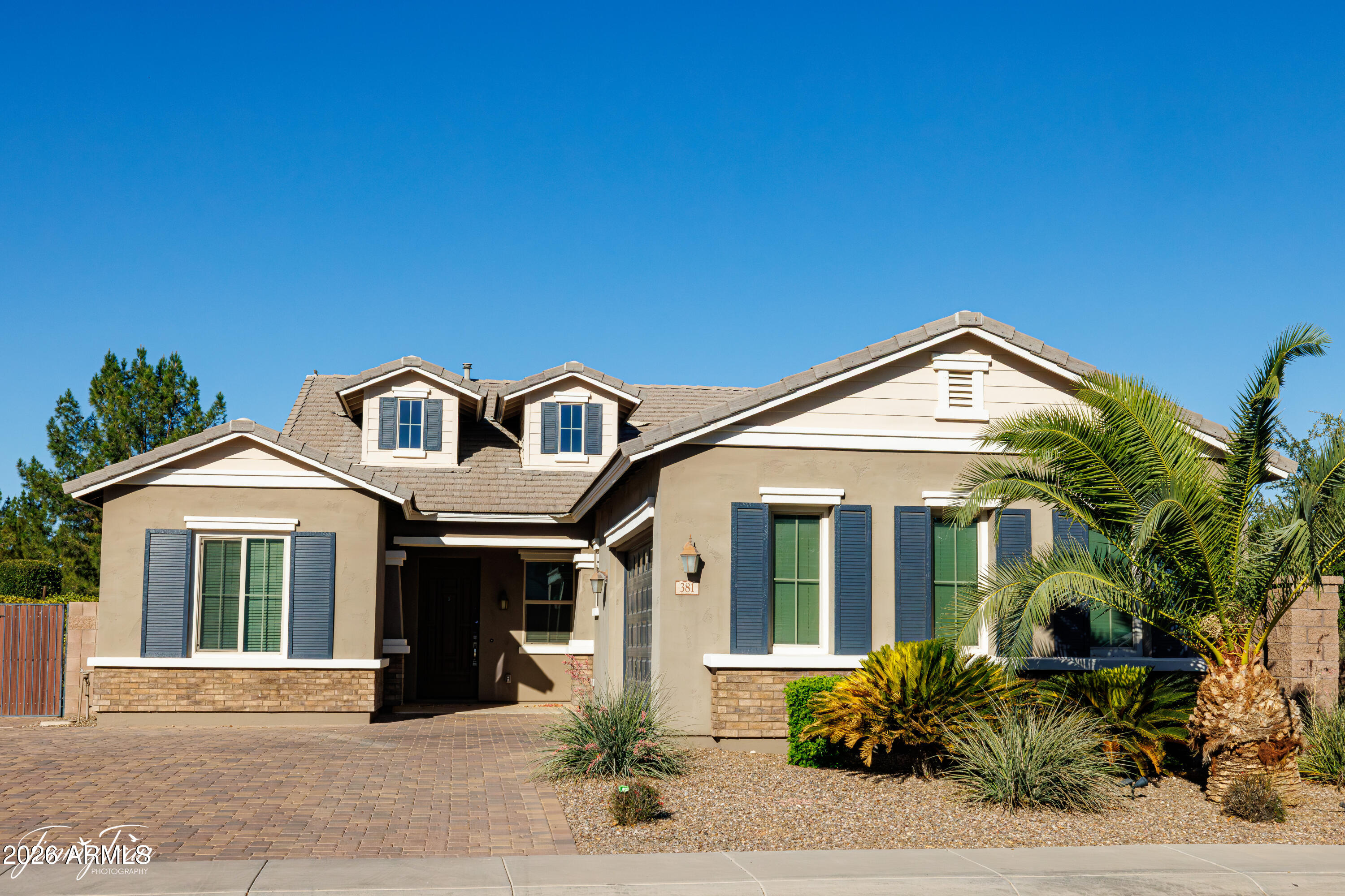 381 E Bellerive Place, Chandler, AZ 85249