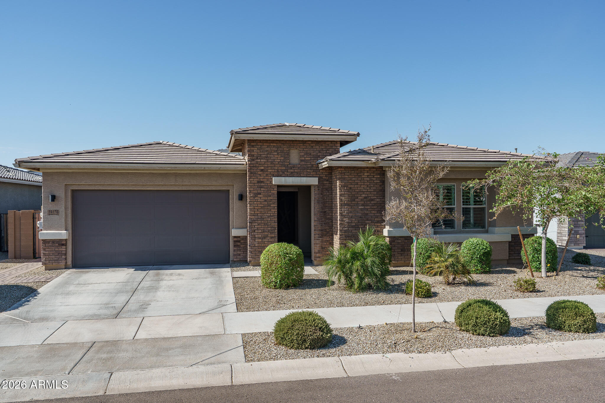 14178 W GRAY FOX Trail, Surprise, AZ 85387
