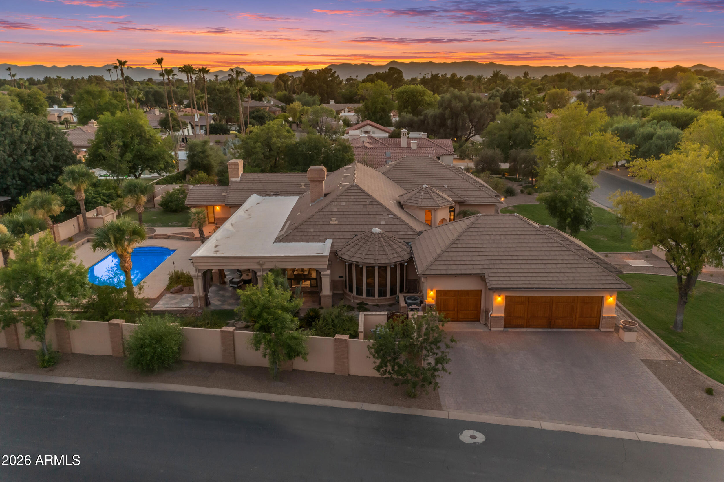 1455 E COLT Road, Tempe, AZ 85284