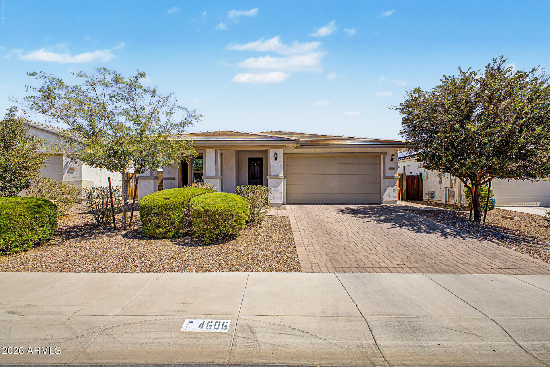 4606 W PELOTAZO Way, San Tan Valley, AZ 85144