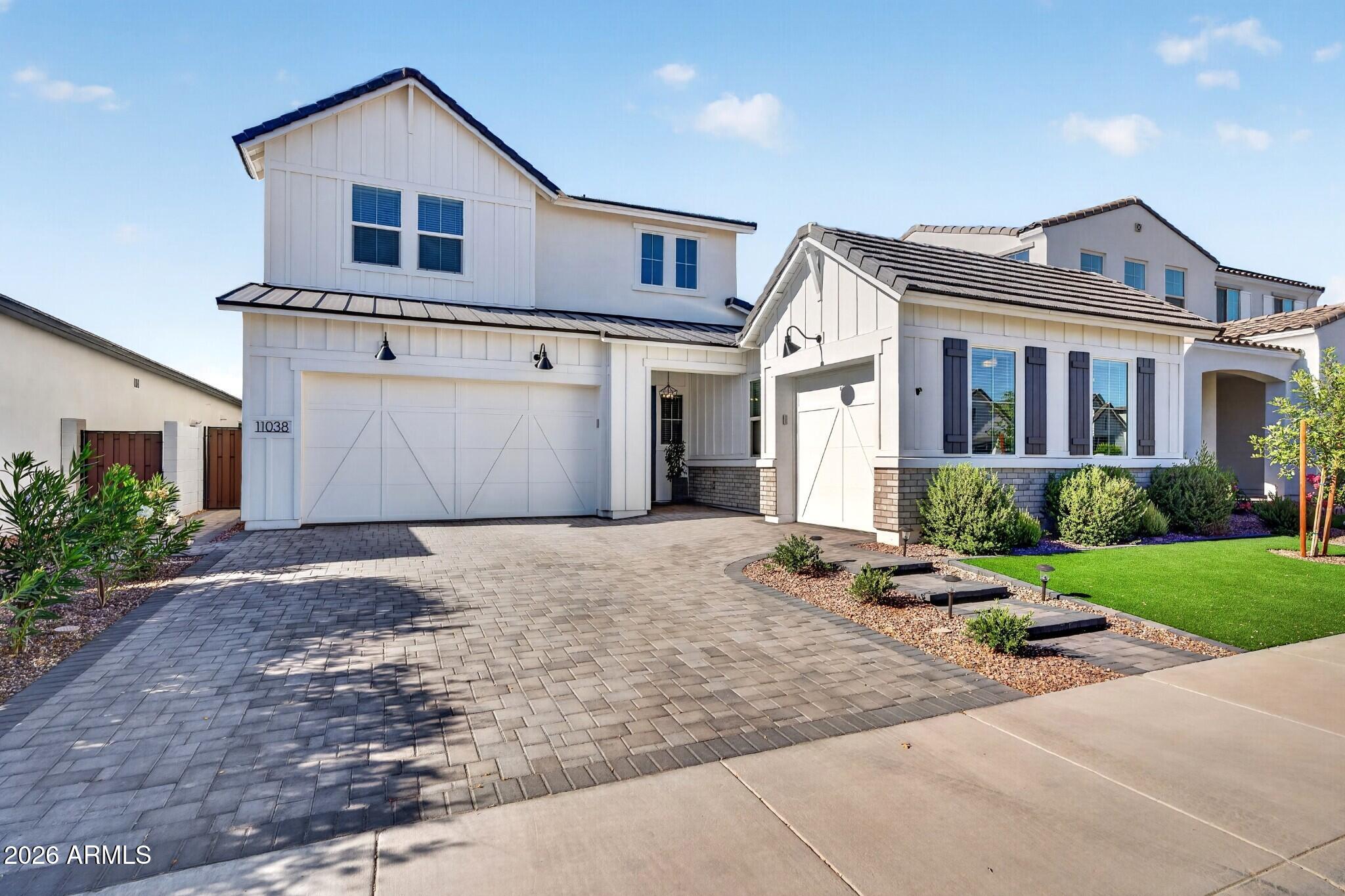 11038 E UNITY Avenue, Mesa, AZ 85212