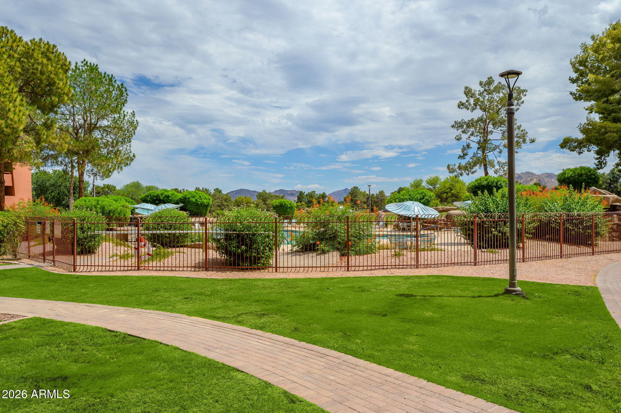 12212 N PARADISE VILLAGE Parkway S 137, Phoenix, AZ 85032
