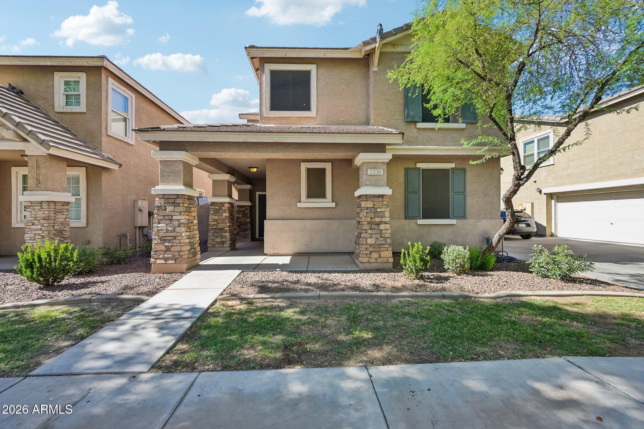 2330 E PECAN Road, Phoenix, AZ 85040