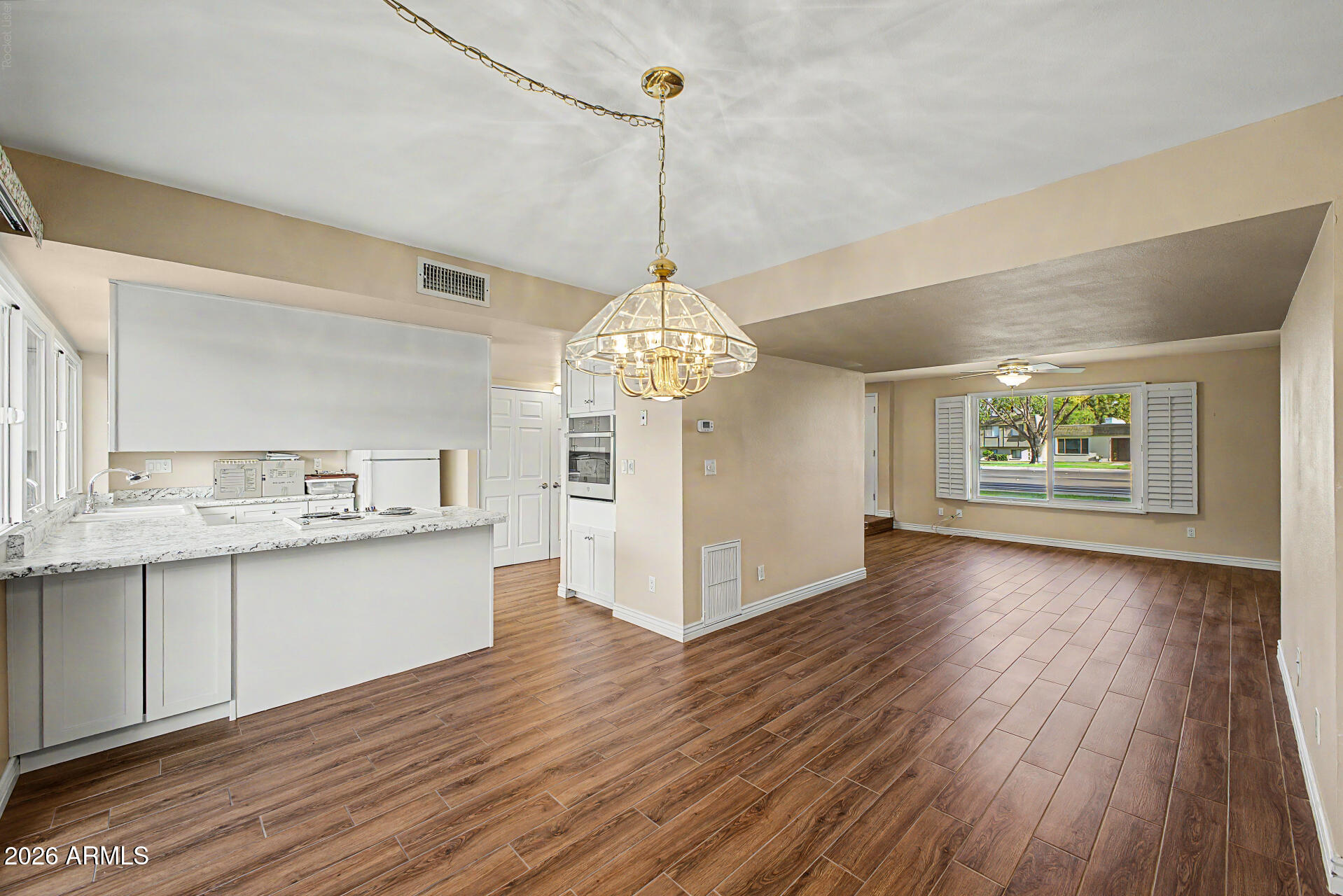 8422 E CHAPARRAL Road, Scottsdale, AZ 85250