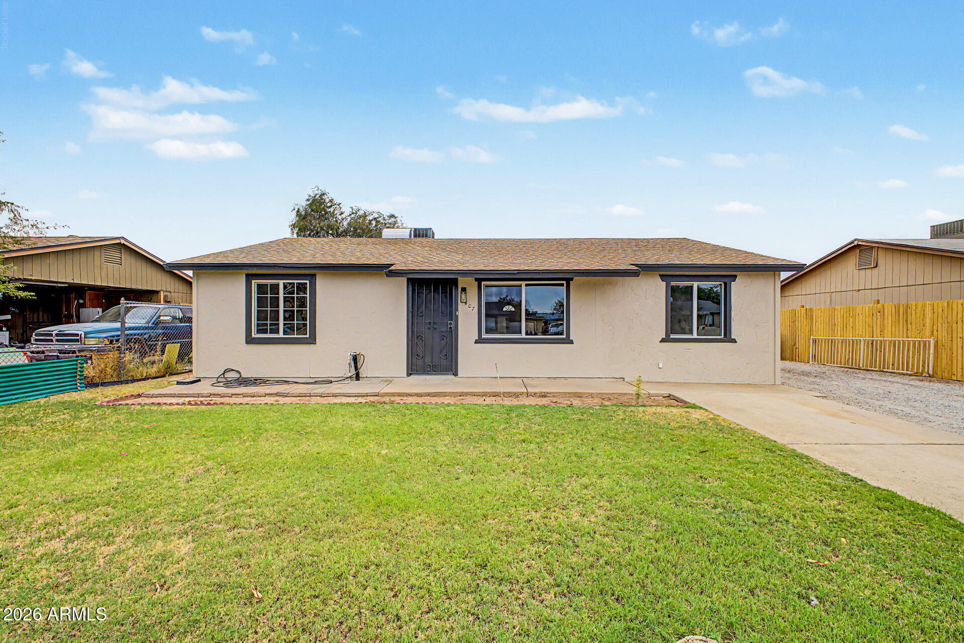 7407 W MONTE VISTA Road, Phoenix, AZ 85035