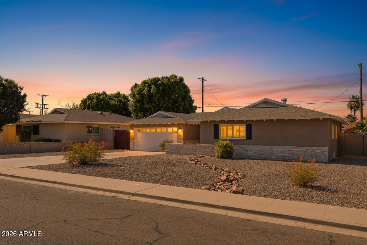 6514 E OAK Street, Scottsdale, AZ 85257