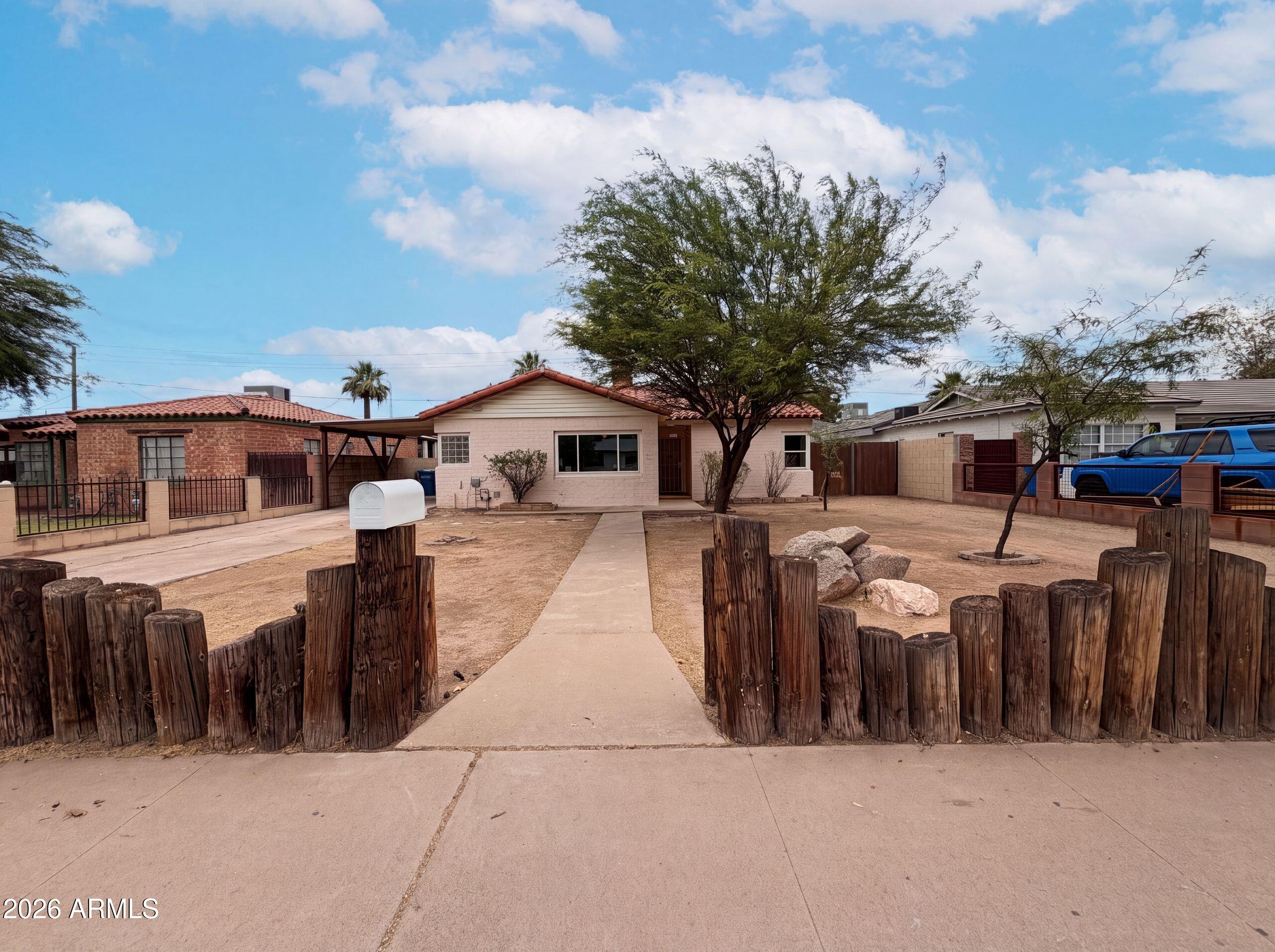 1835 E PALM Lane, Phoenix, AZ 85006