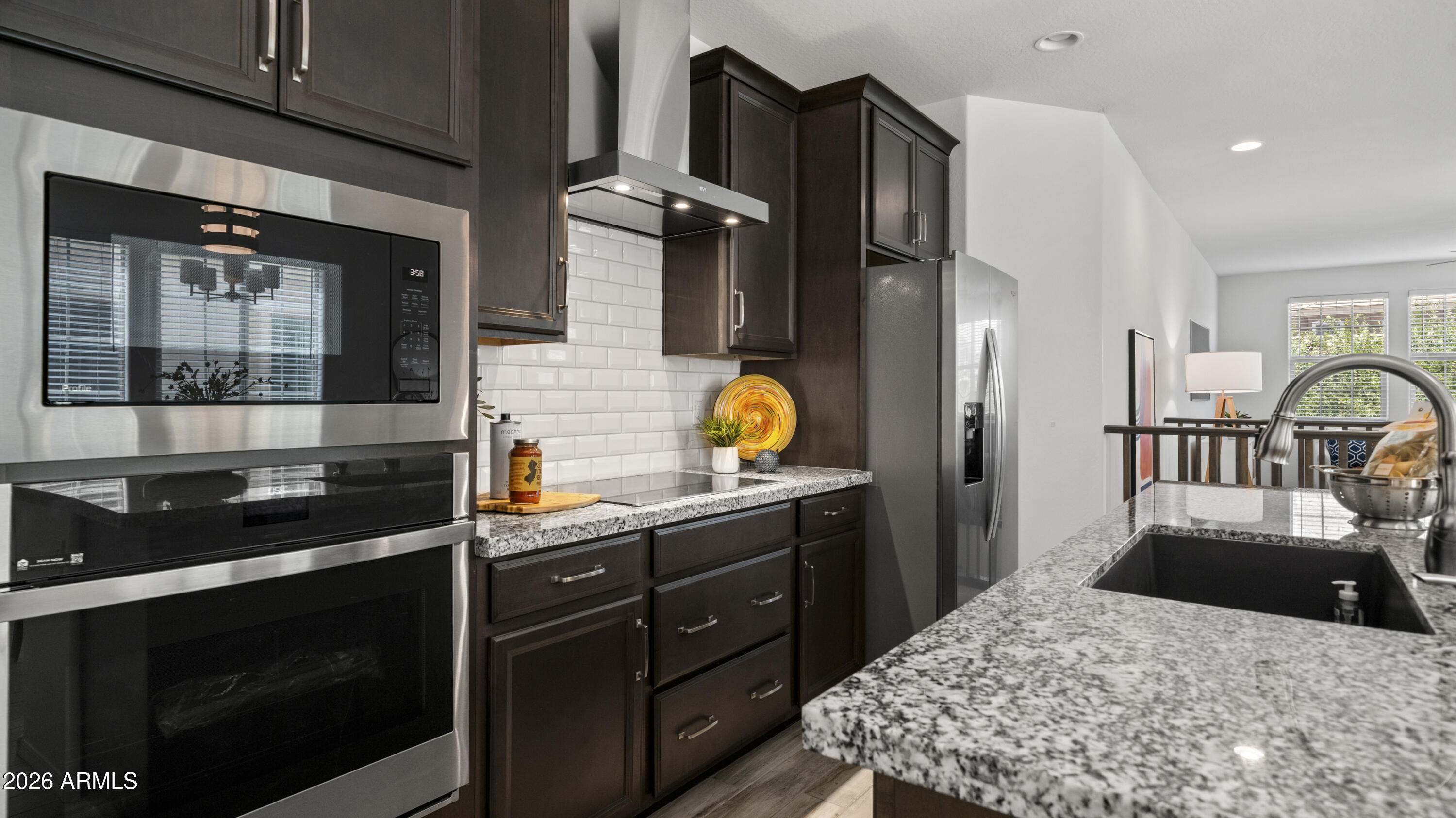 1686 E CHELSEA Lane, Gilbert, AZ 85295