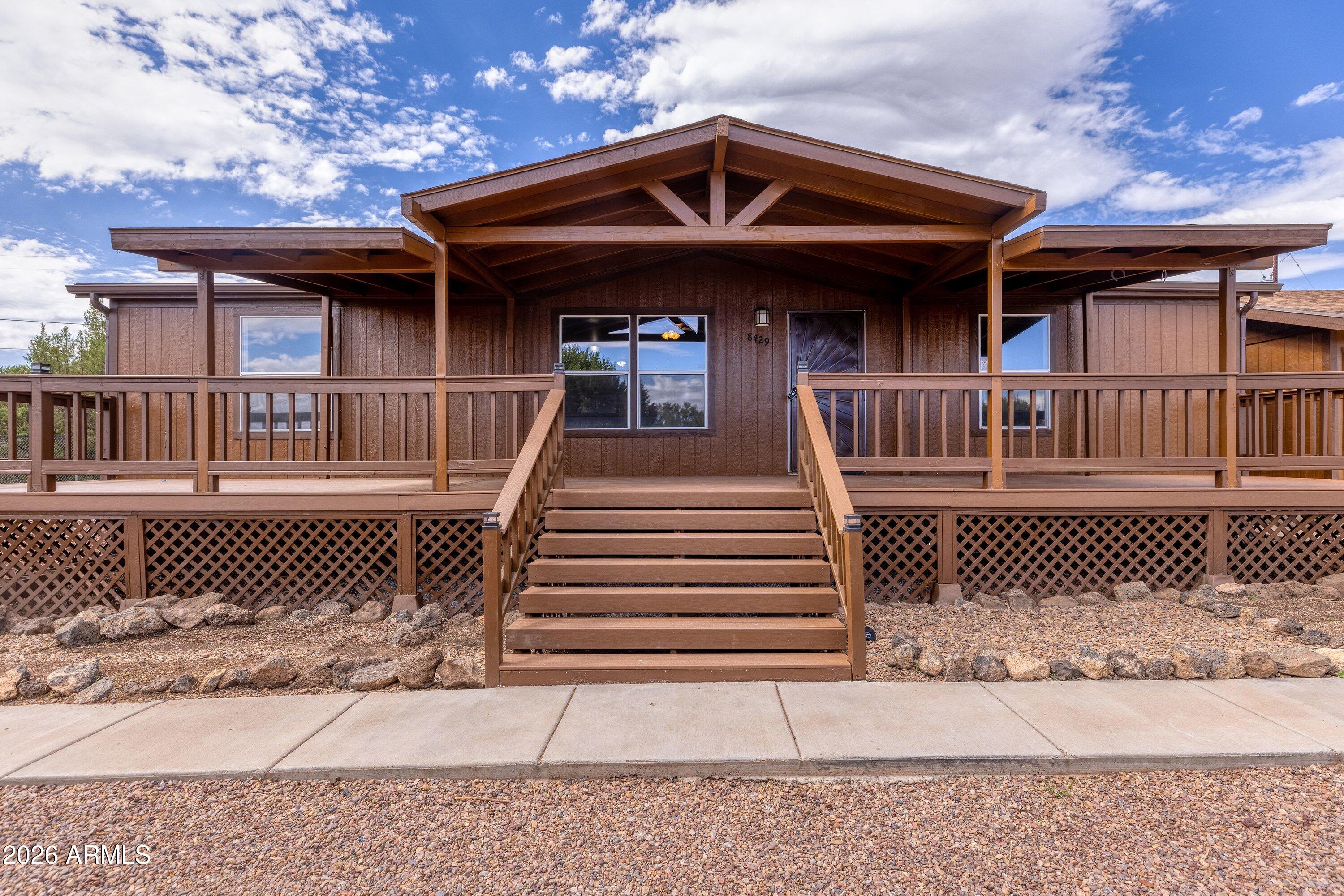 8429 PINON Drive, Show Low, AZ 85901