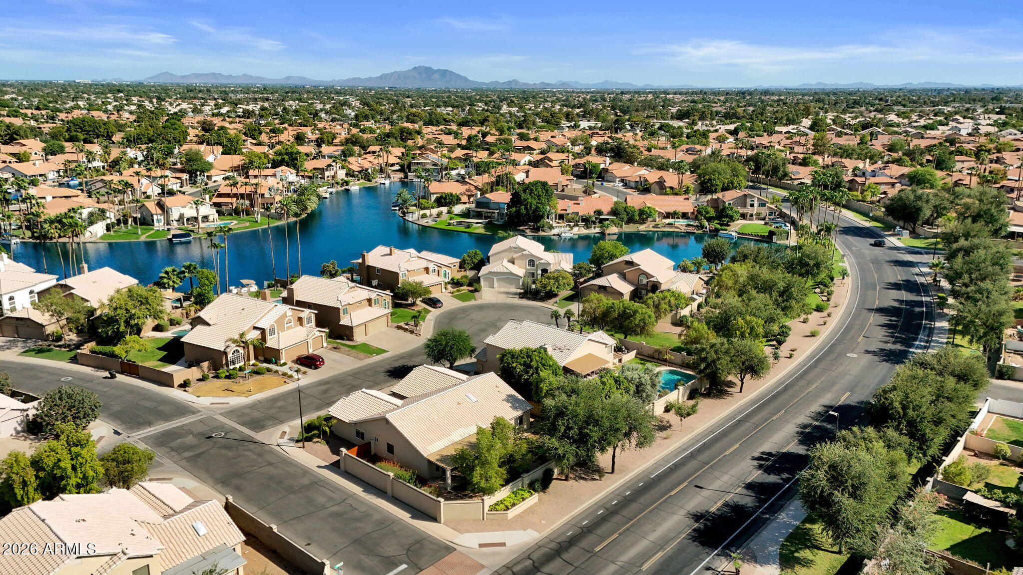910 S PARADISE Drive, Gilbert, AZ 85233