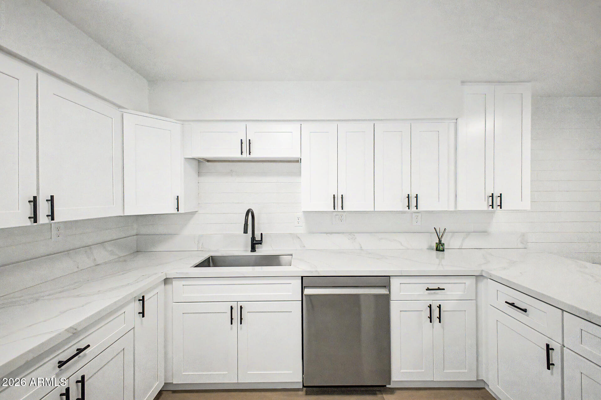 3505 E CAMPBELL Avenue 11, Phoenix, AZ 85018