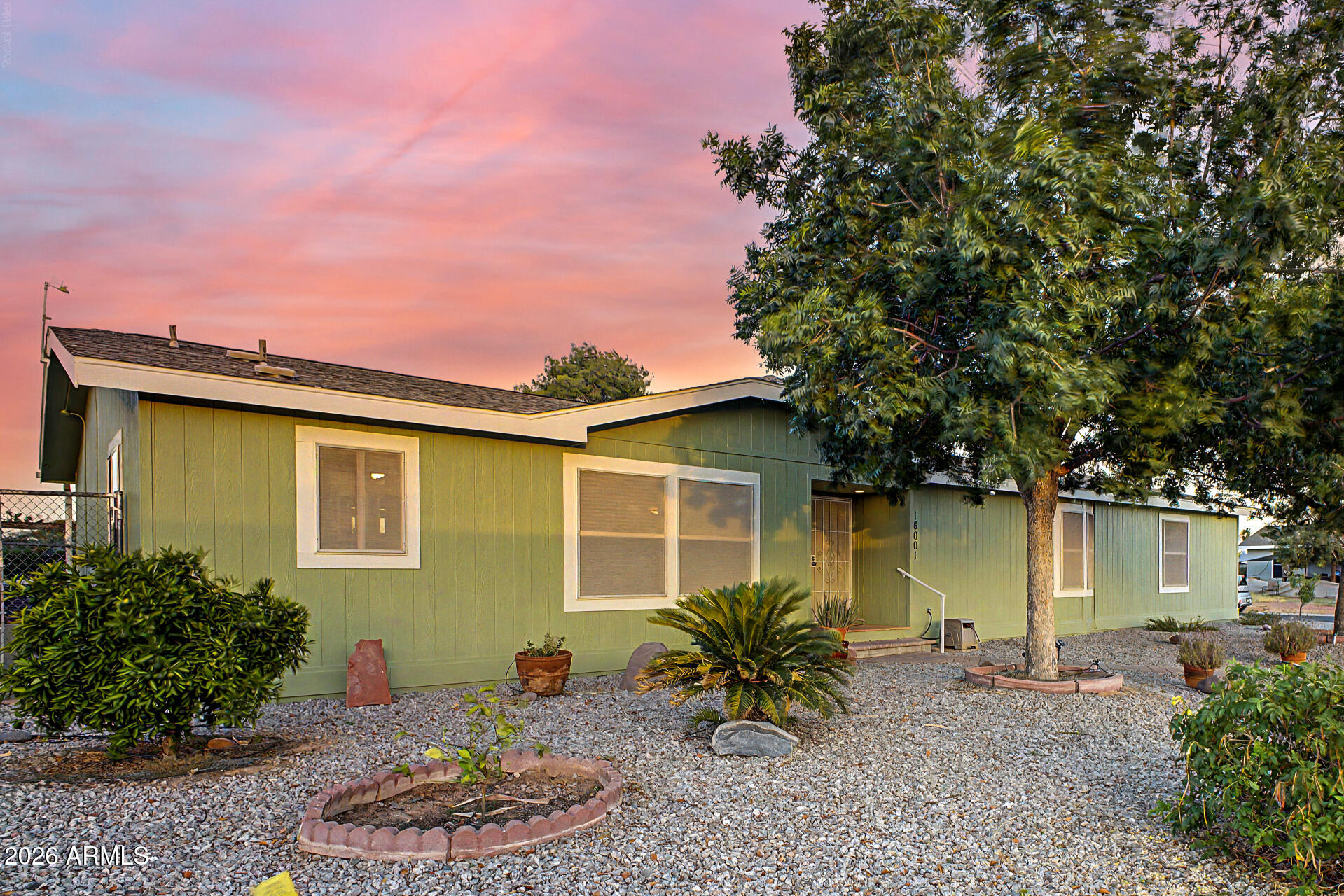 16001 N 70TH Drive, Peoria, AZ 85382