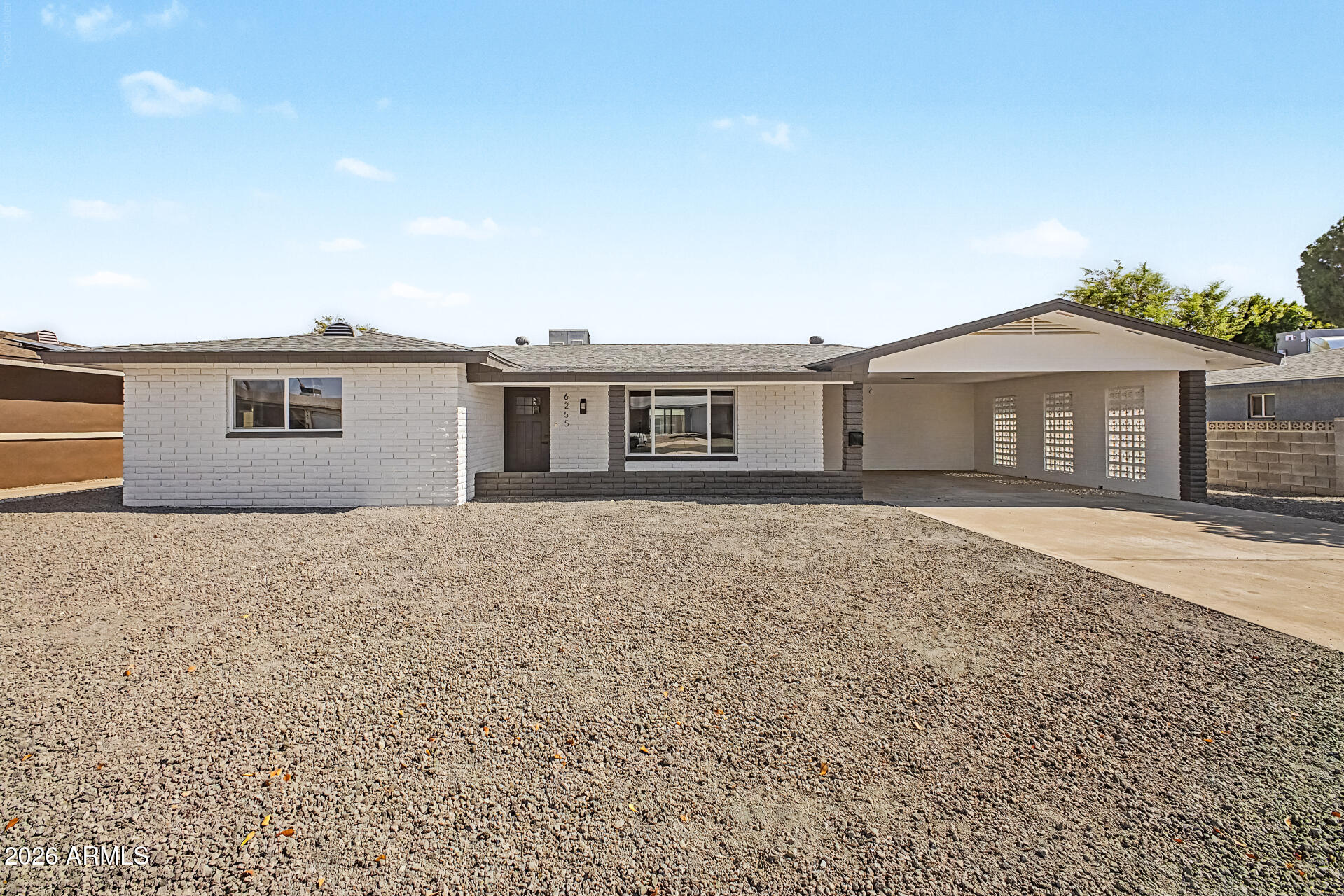 6255 E DALLAS Street, Mesa, AZ 85205