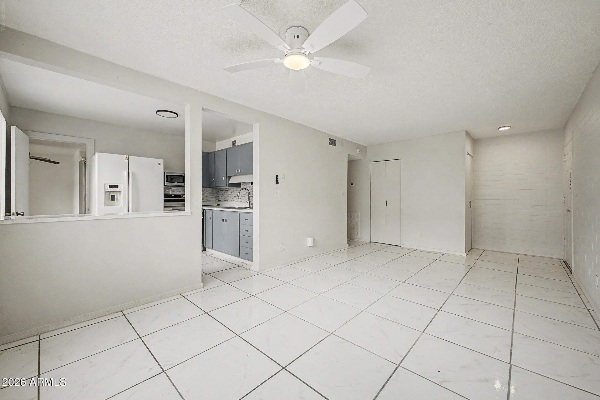 2549 W Rose Lane A-113, Phoenix, AZ 85017