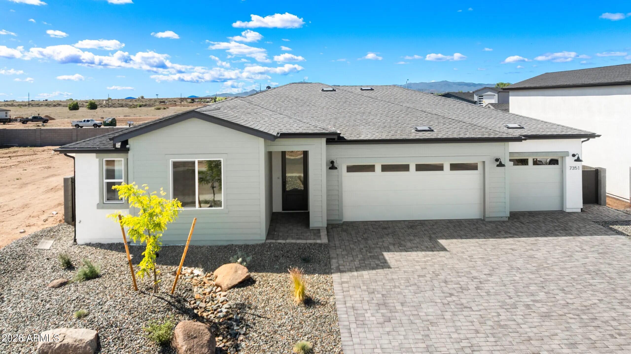 7351 E Louie Lane, Prescott Valley, AZ 86315