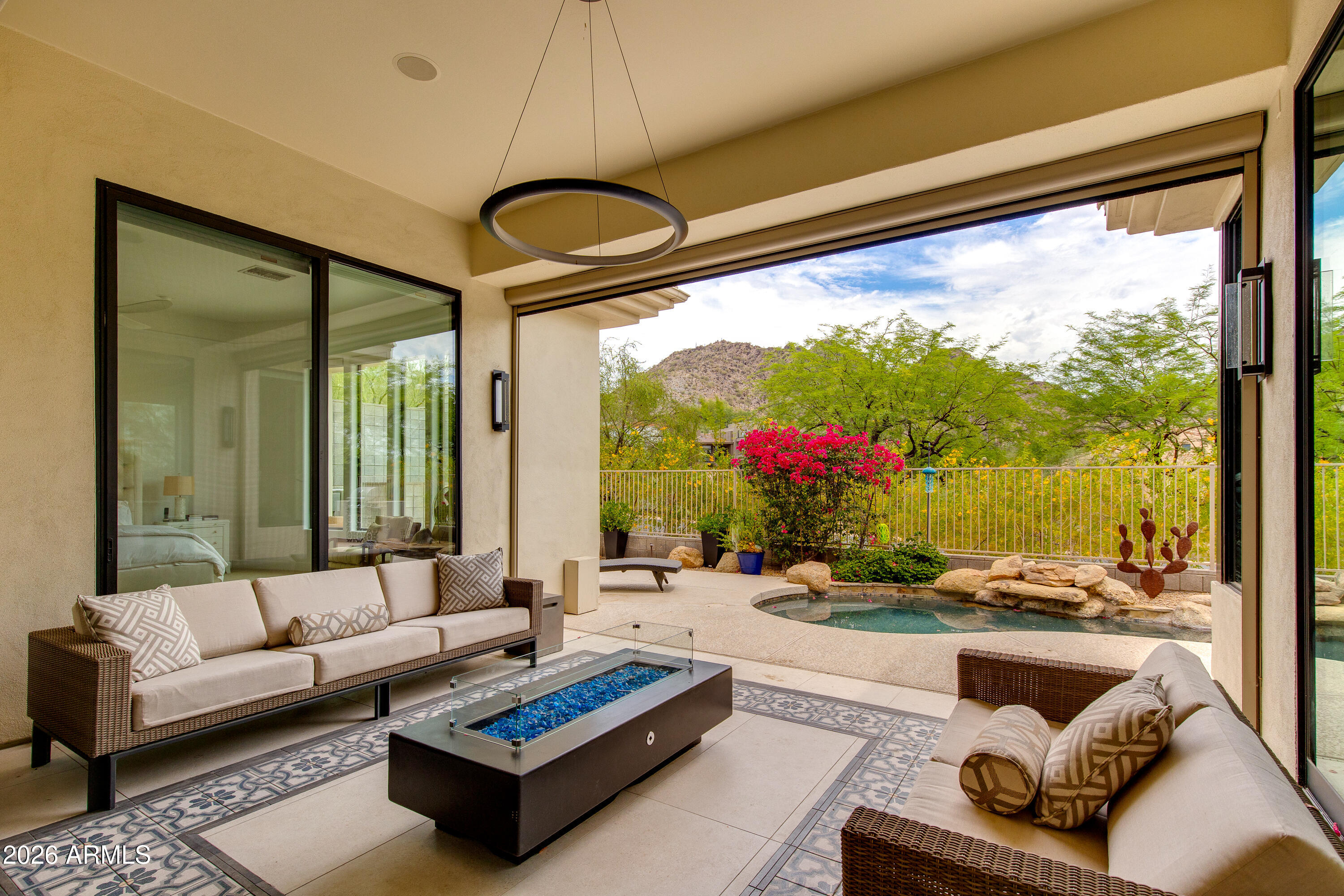 6533 N 29TH Street, Phoenix, AZ 85016