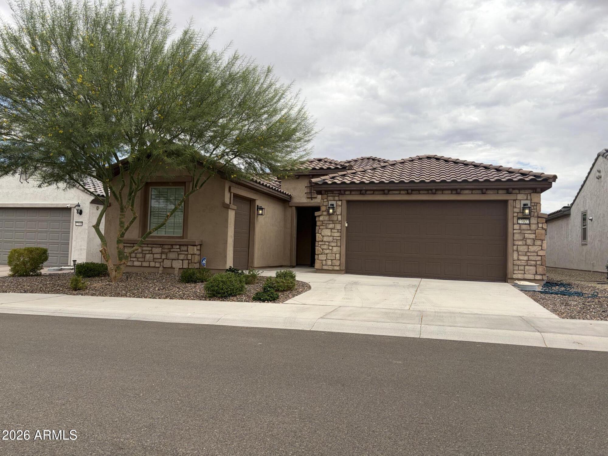 27022 W KERRY Lane, Buckeye, AZ 85396