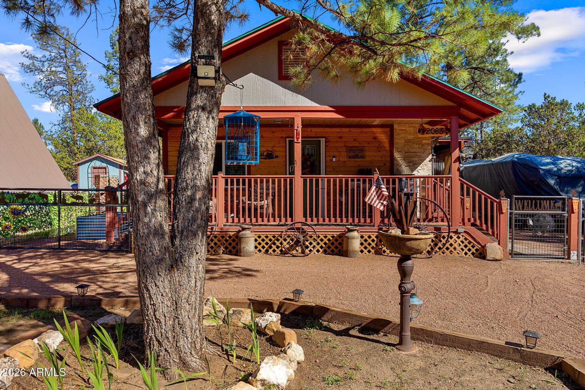 2063 ELKHORN DRAW, Overgaard, AZ 85933