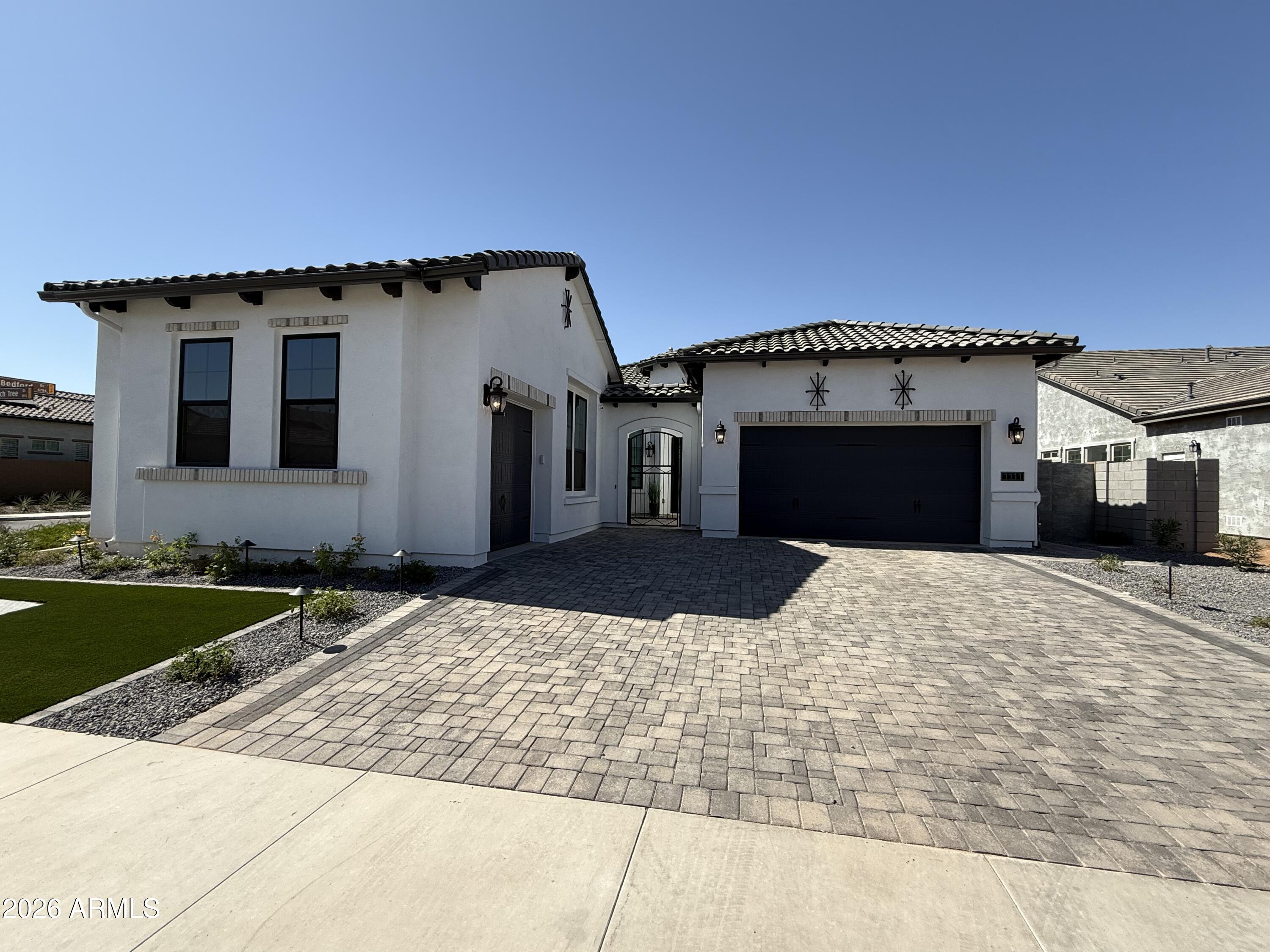 1072 E Firestone Drive, Chandler, AZ 85249