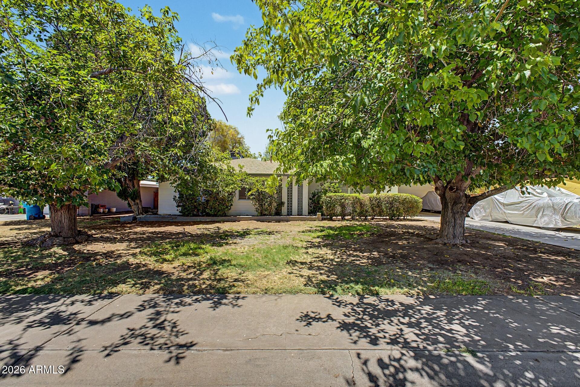 2210 W MEADOW Drive, Phoenix, AZ 85023