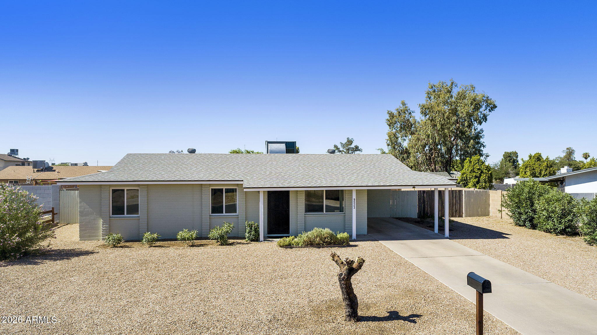 9523 E DALLAS Street, Mesa, AZ 85207