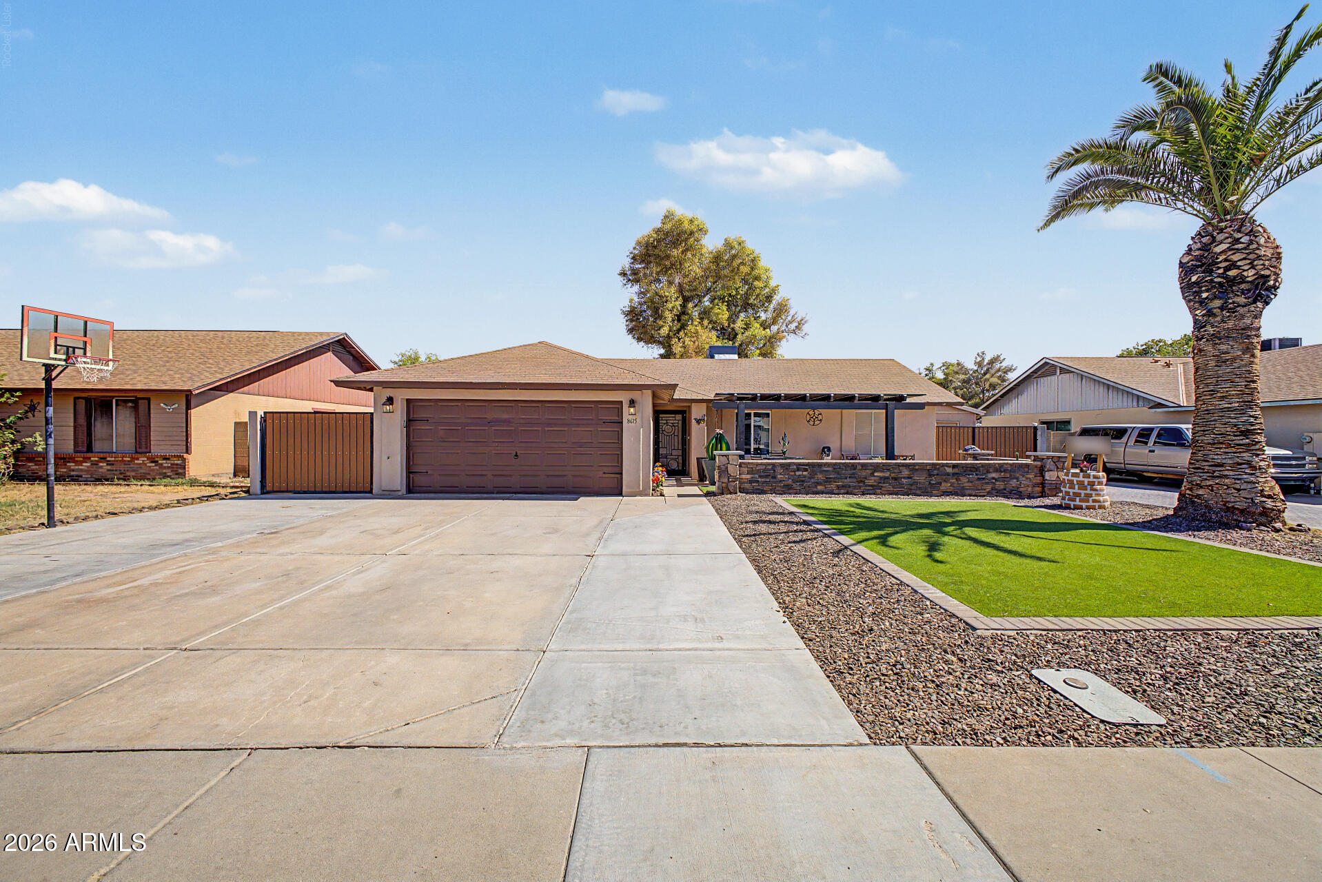 8615 W DIANA Avenue, Peoria, AZ 85345