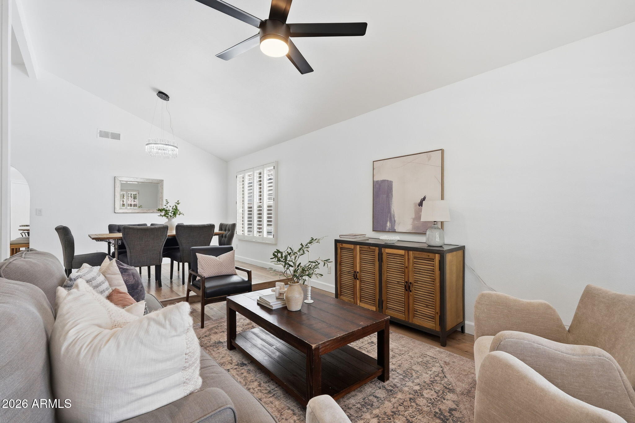 4366 E SANDIA Street, Phoenix, AZ 85044