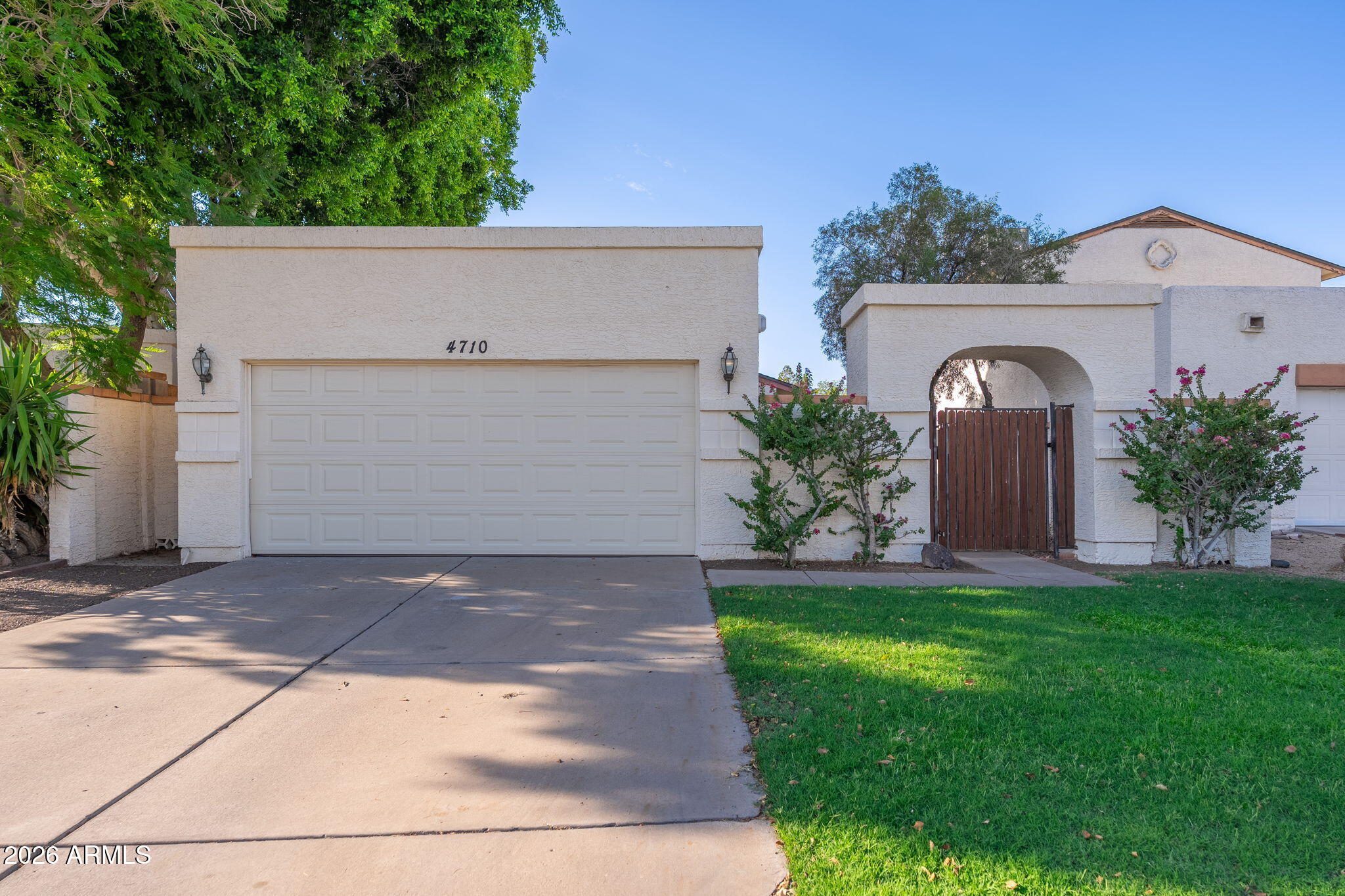 4710 W Wahalla Lane, Glendale, AZ 85308