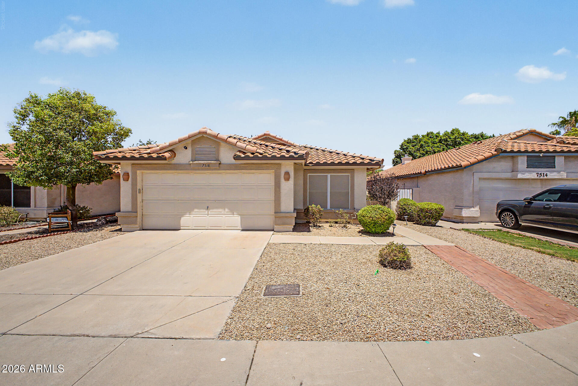 7518 W KERRY Lane, Glendale, AZ 85308