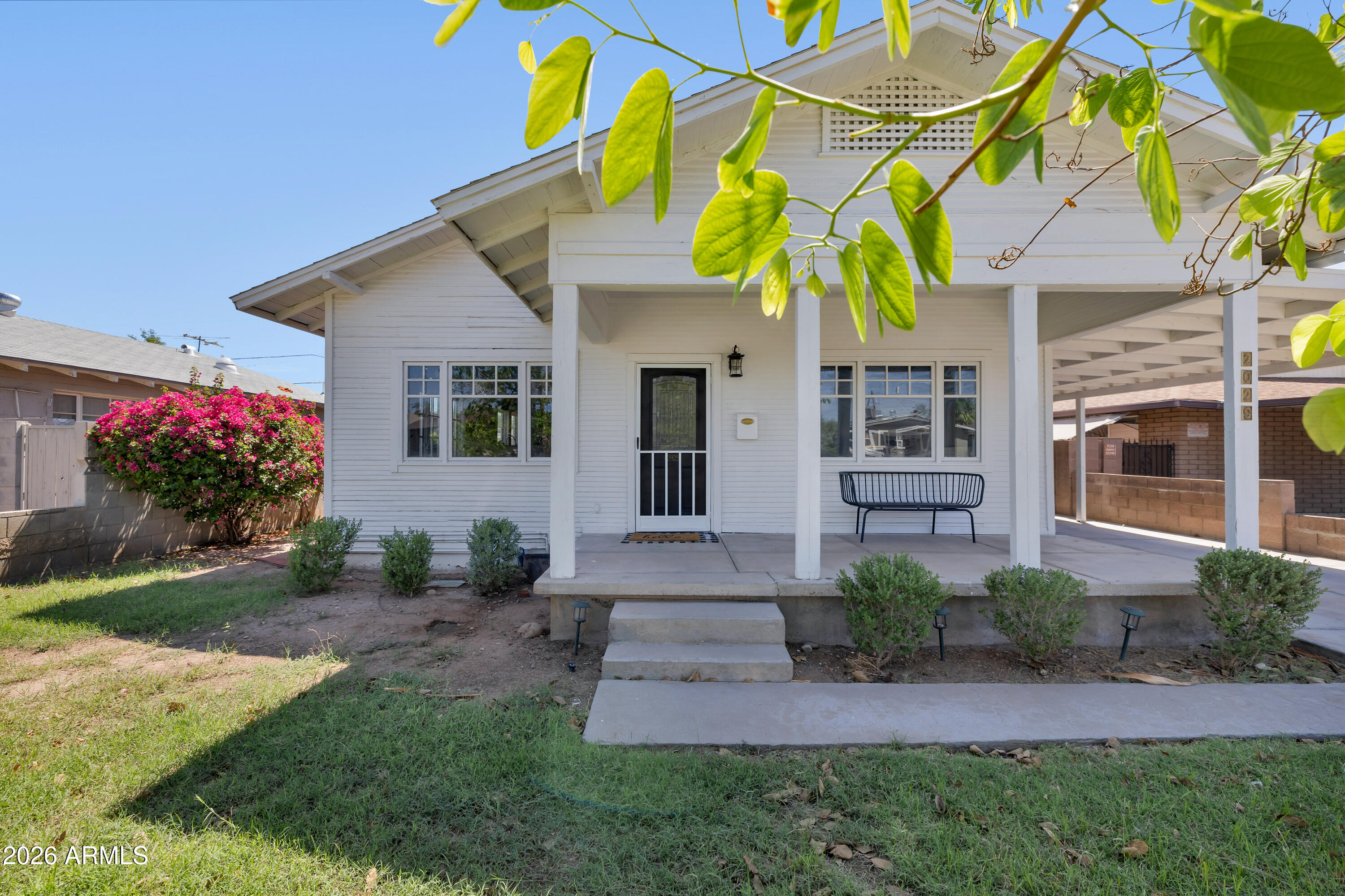 2029 N RICHLAND Street, Phoenix, AZ 85006
