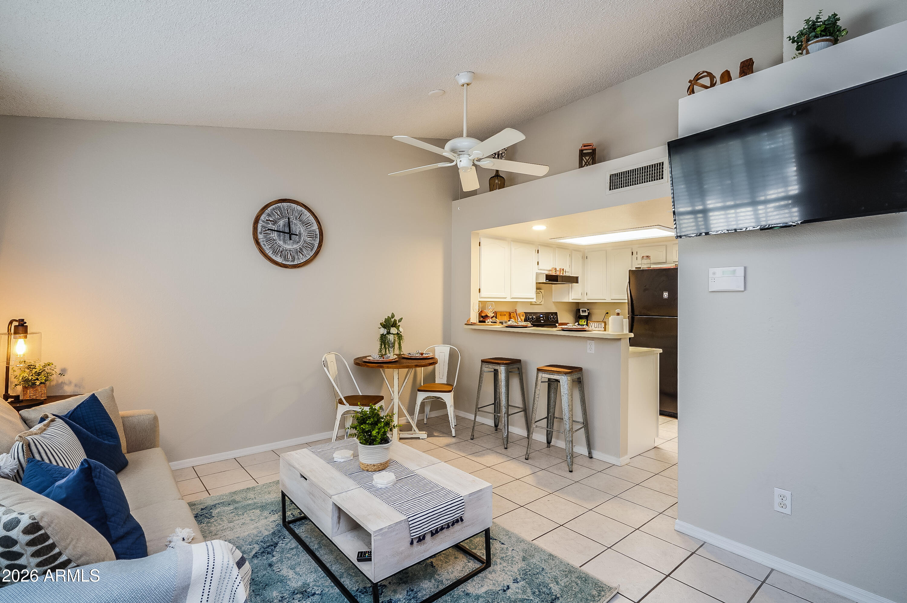 6606 W KINGSTON Lane, Glendale, AZ 85306