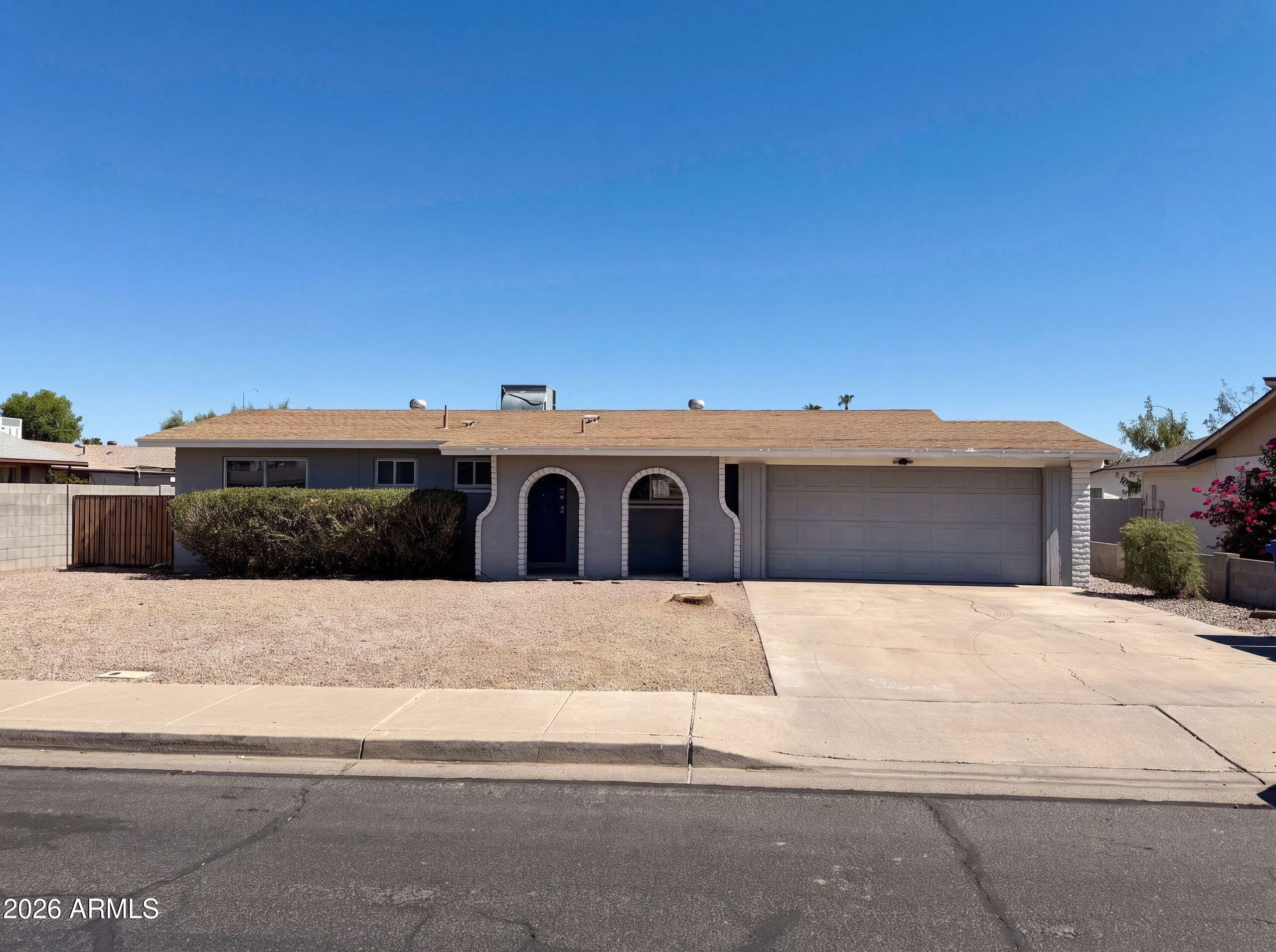1430 E FLOSSMOOR Avenue, Mesa, AZ 85204