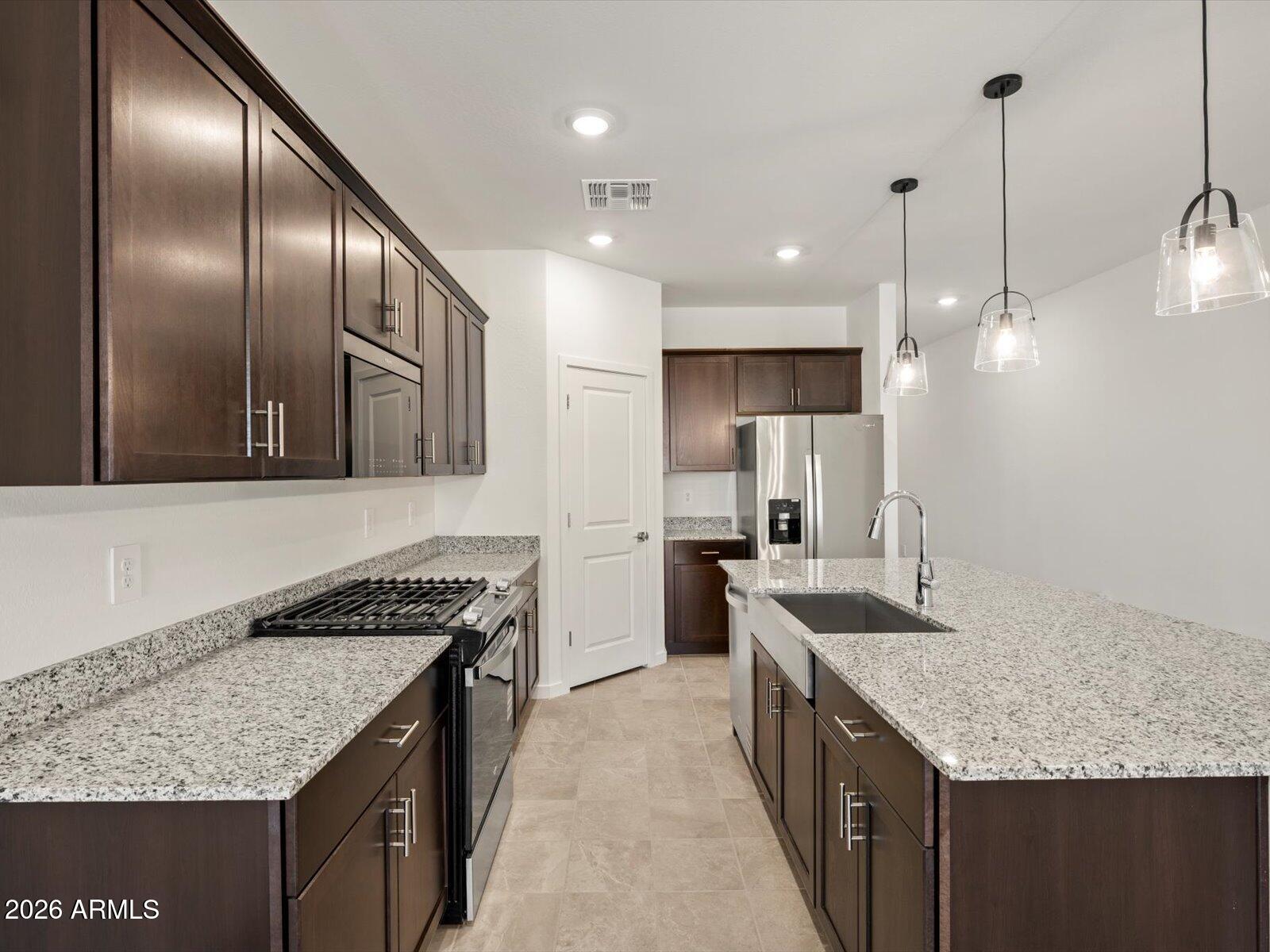 2505 E ENANTIO Road, San Tan Valley, AZ 85143