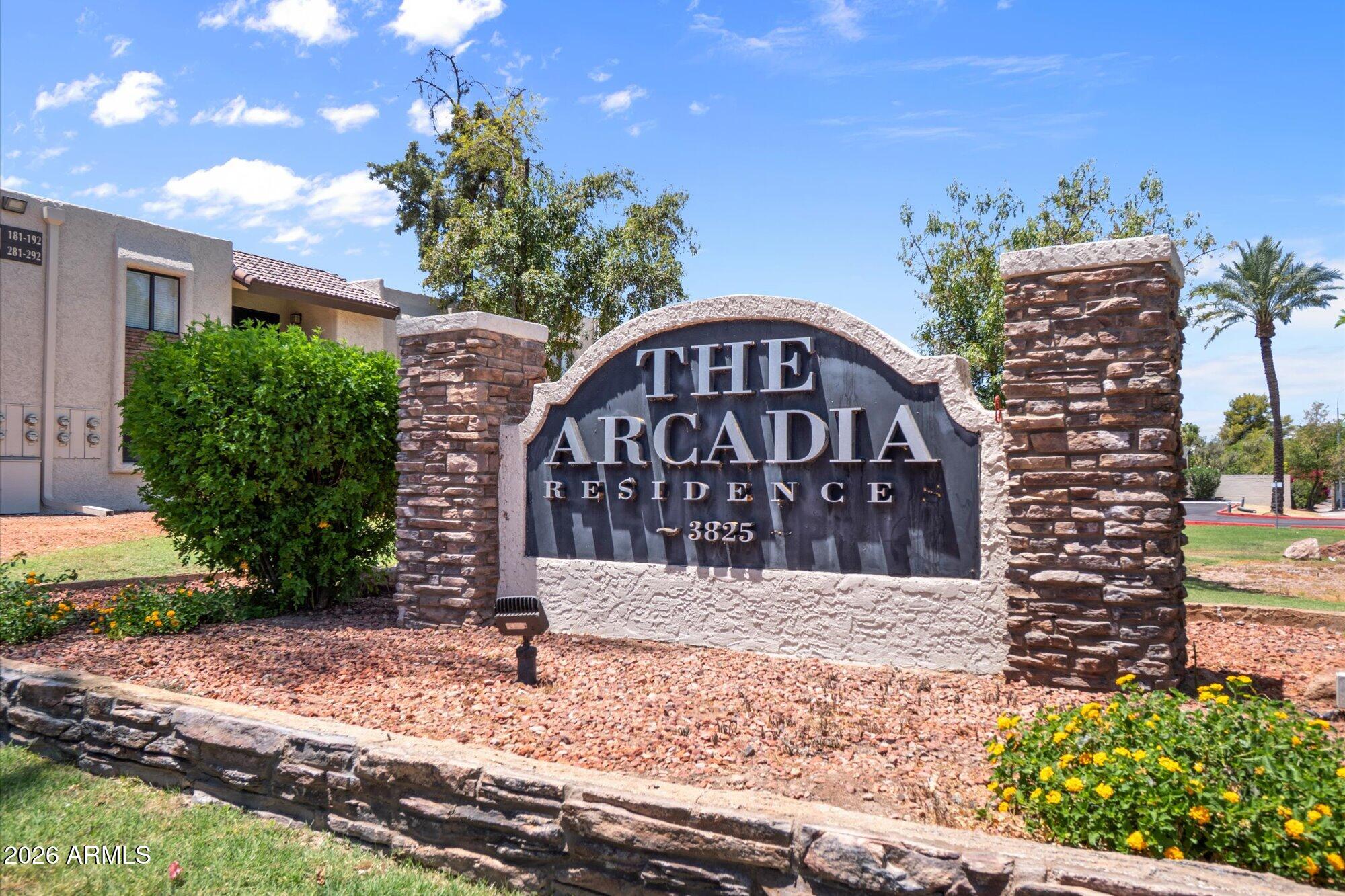 3825 E CAMELBACK Road 214, Phoenix, AZ 85018
