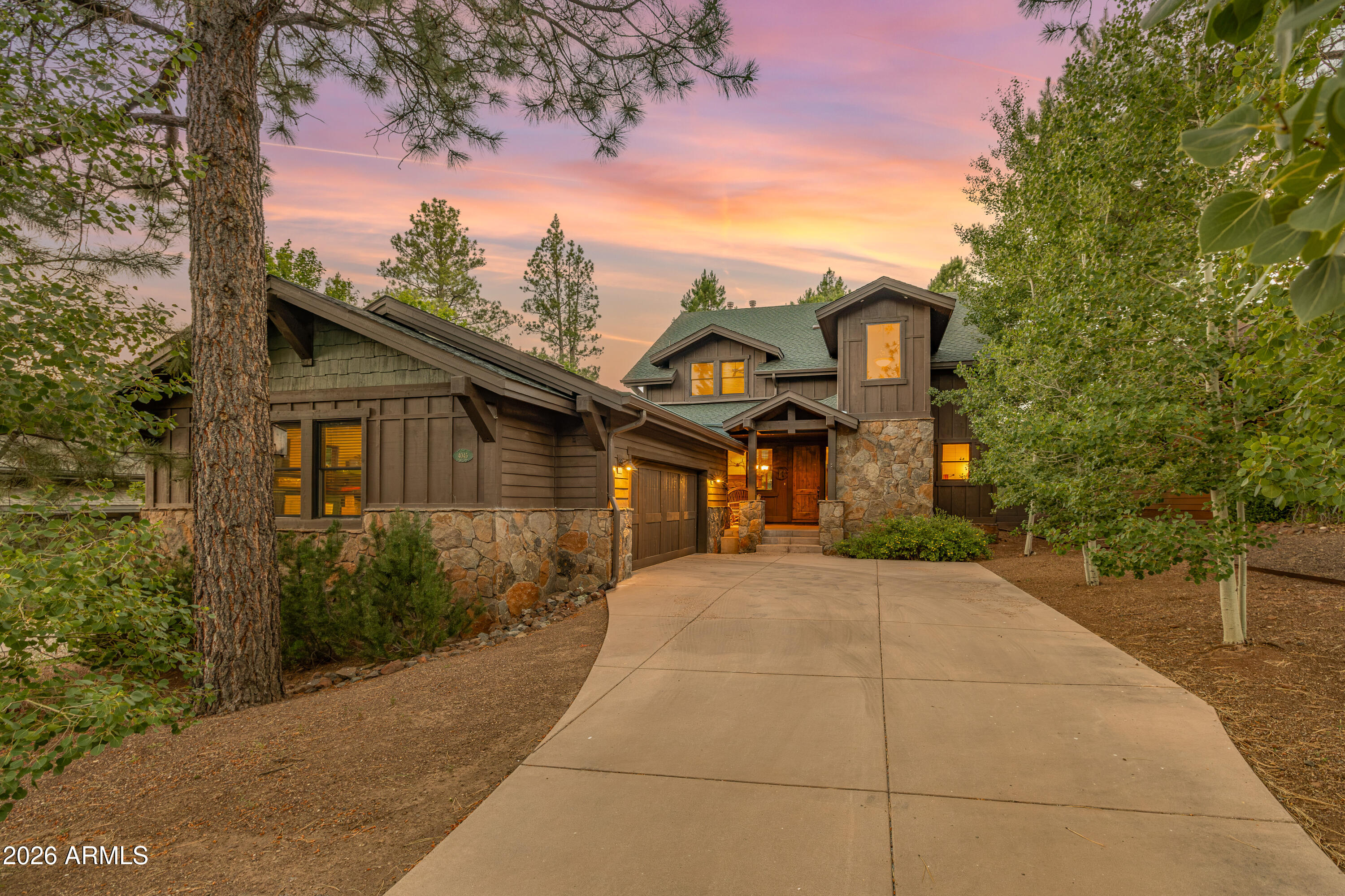 4045 S Pack Saddle Drive, Flagstaff, AZ 86005