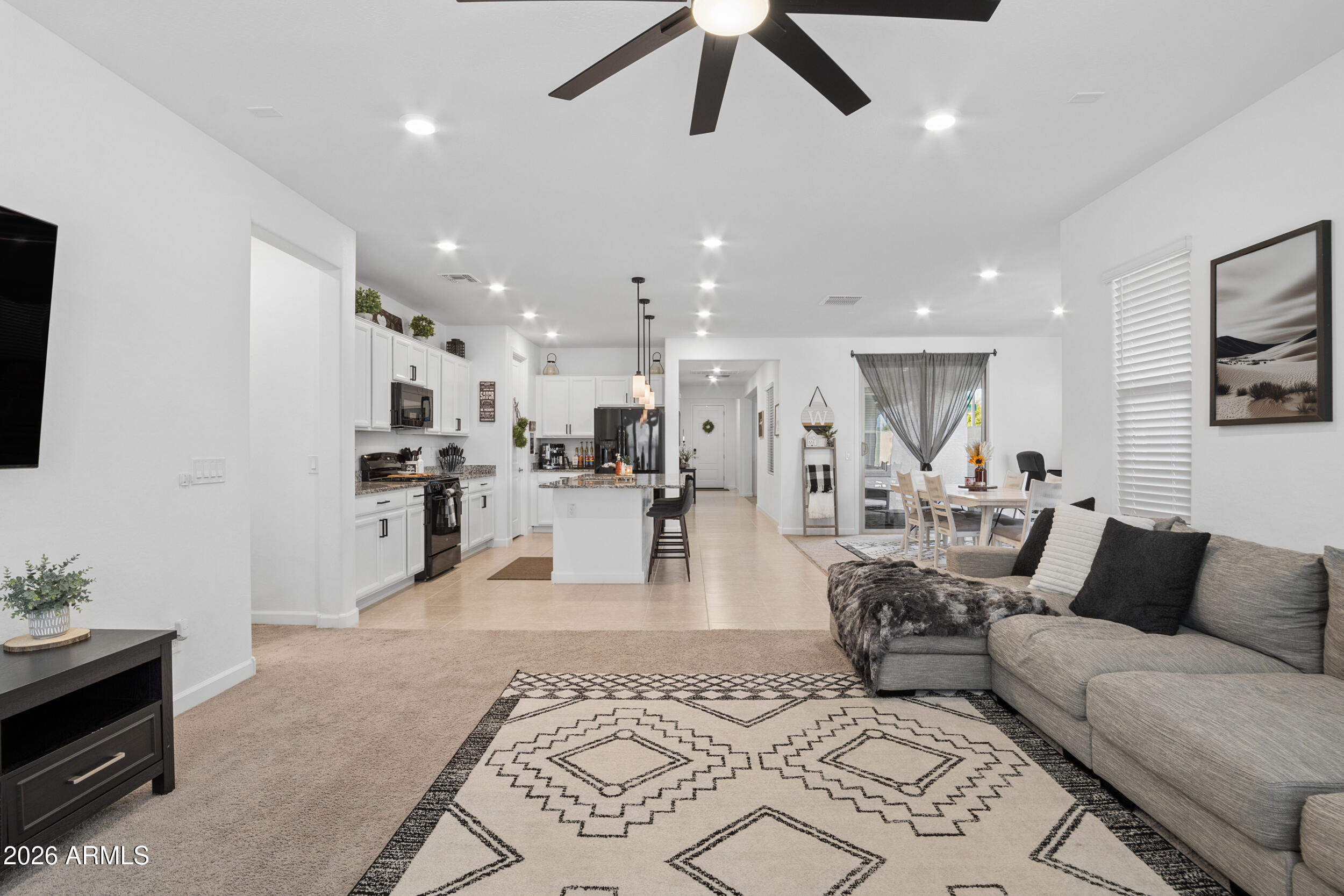 9947 E THORNBUSH Avenue, Mesa, AZ 85212