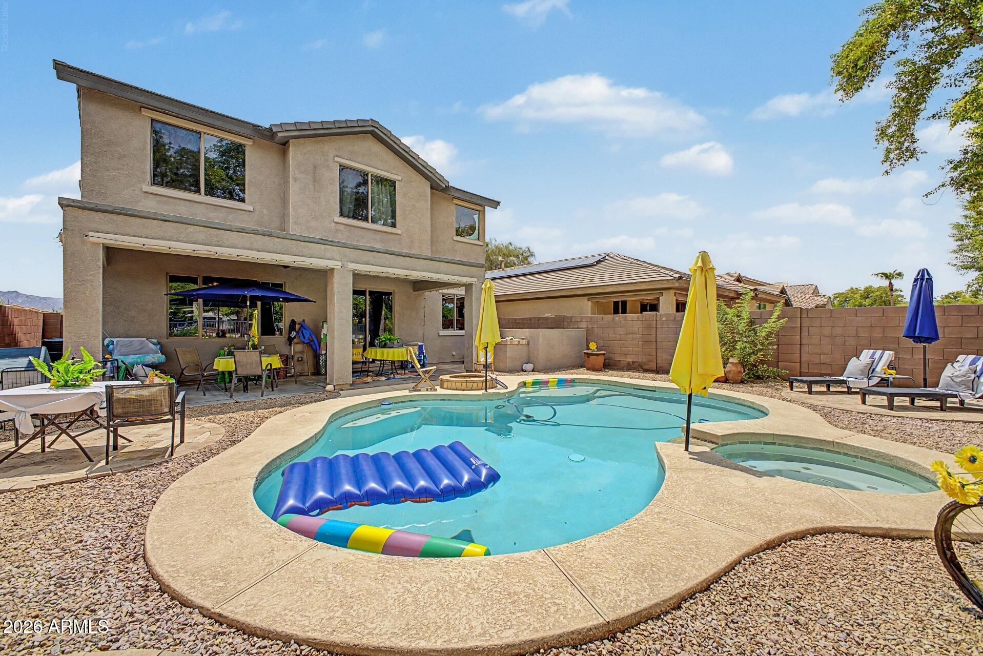 6938 W HARWELL Road, Laveen, AZ 85339