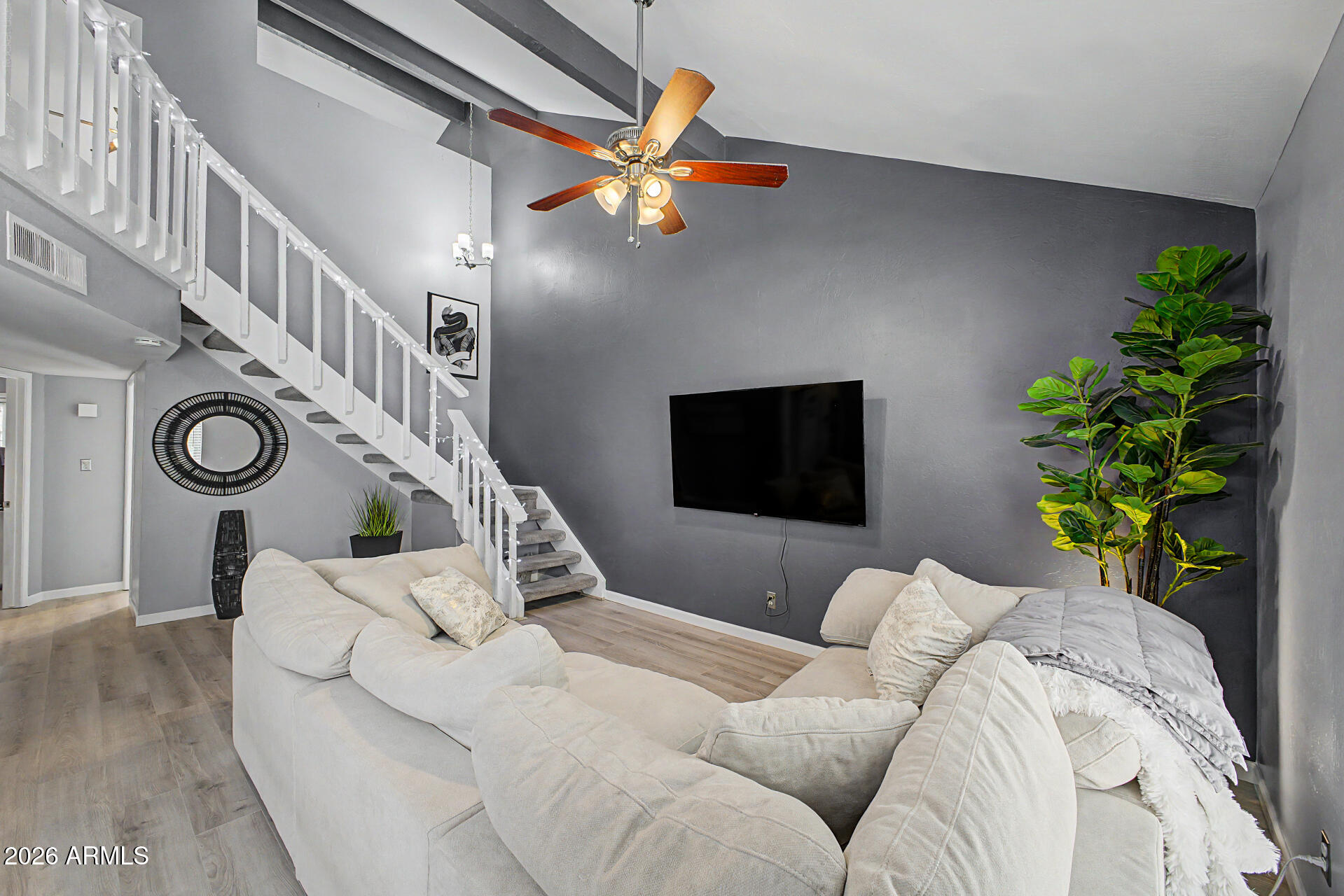 1188 E BELMONT Avenue, Phoenix, AZ 85020