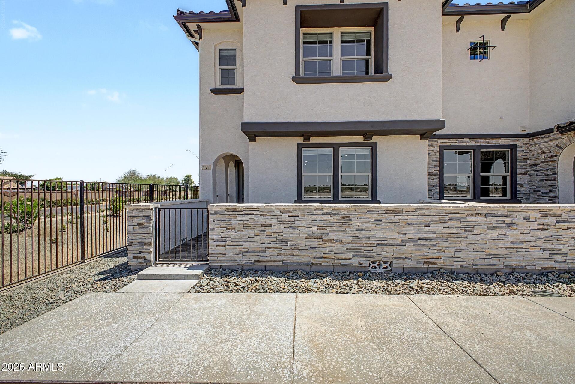 13975 W Luke 171 Parkway, Surprise, AZ 85374