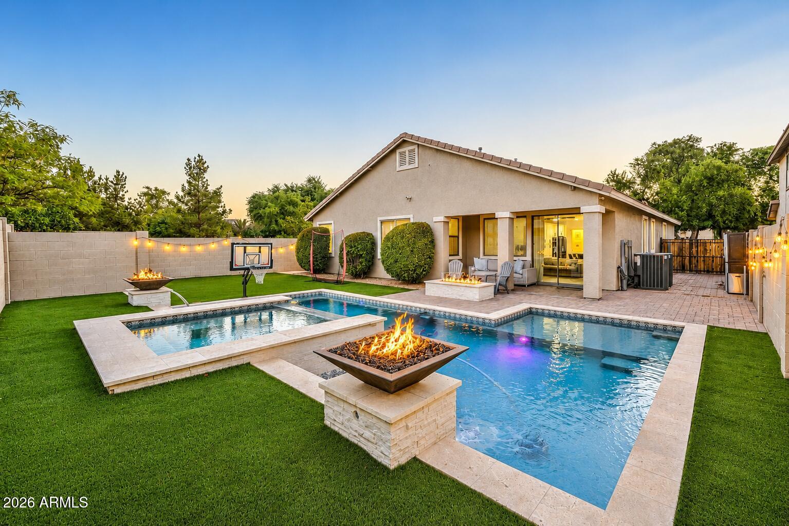 2729 S HANSEN Drive, Gilbert, AZ 85295