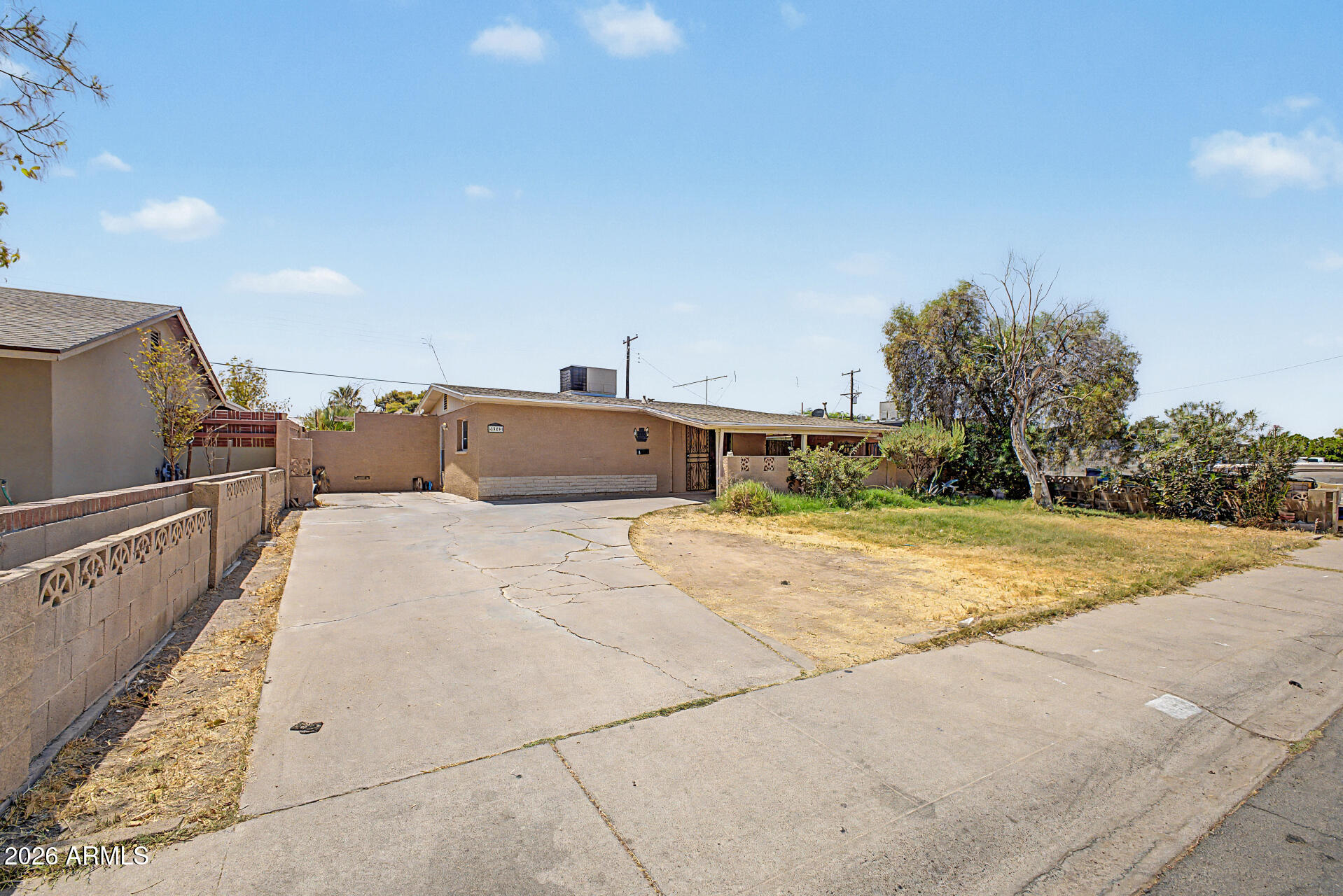 6909 W Wolf Street, Phoenix, AZ 85033
