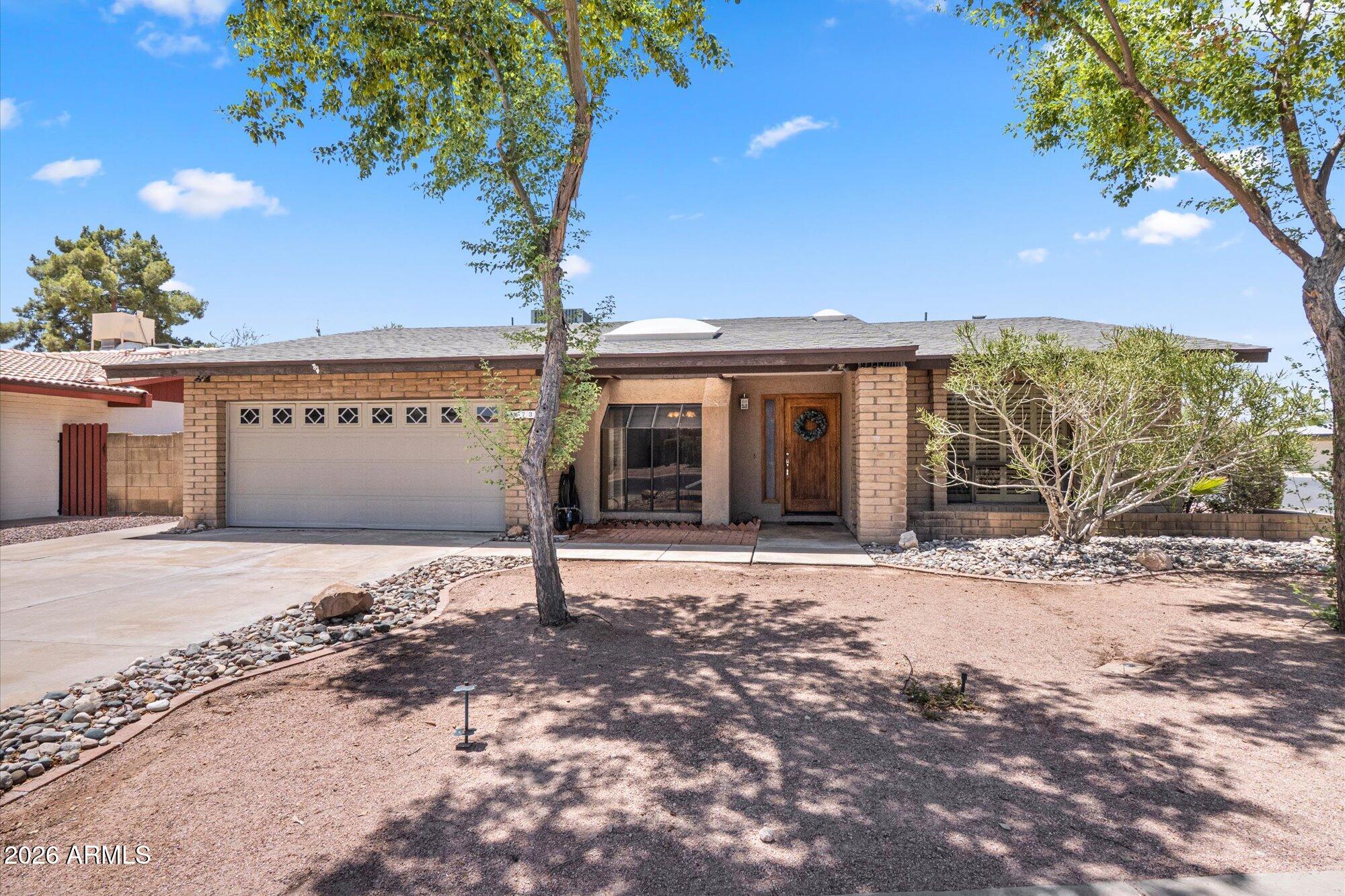 1735 W Isleta Avenue, Mesa, AZ 85202