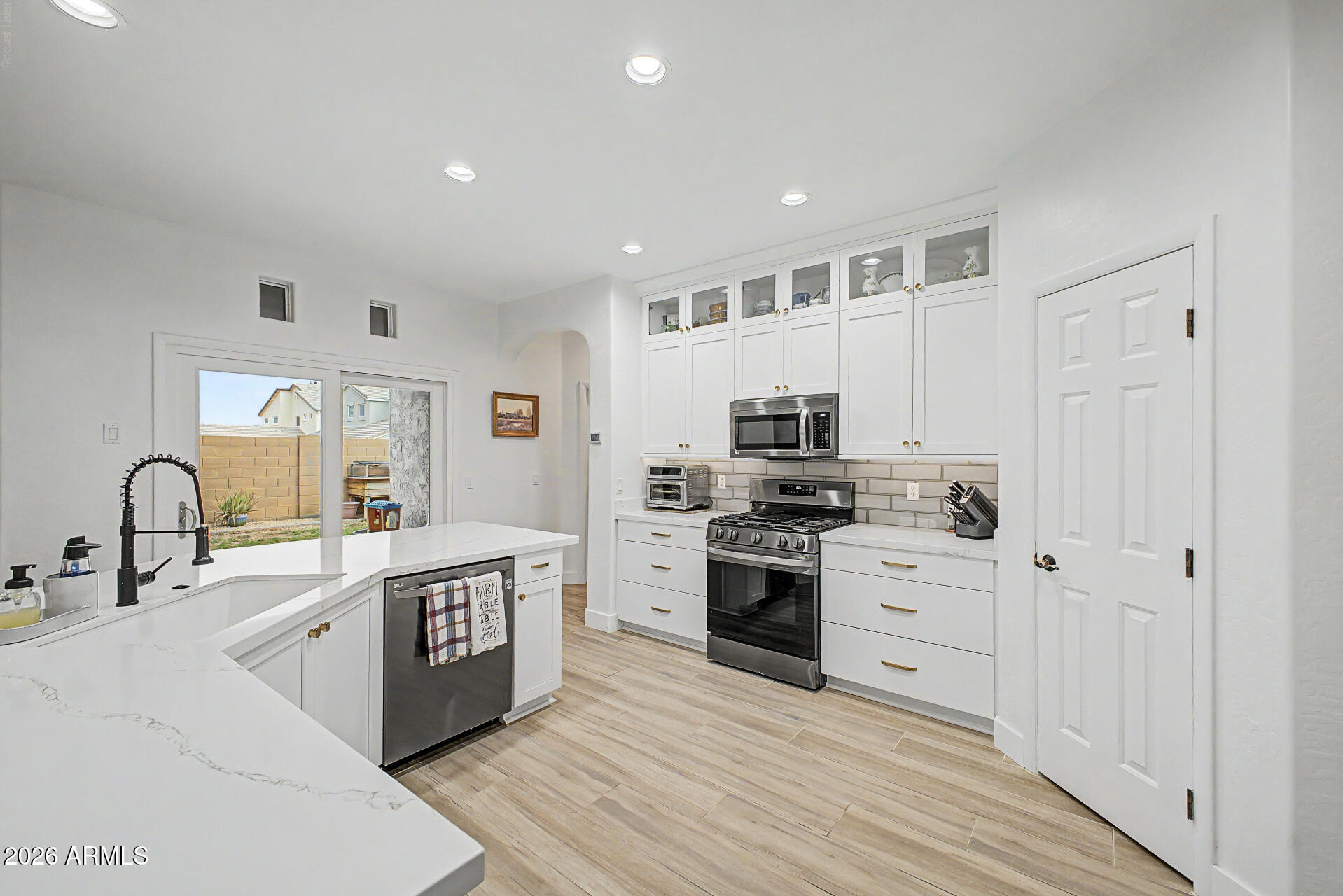 10547 W DESERT STAR Lane, Peoria, AZ 85382